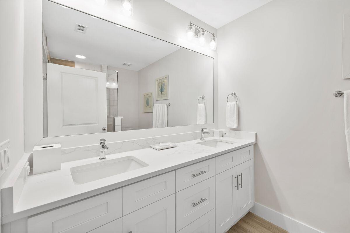 206 Henderson Resort Way, 5102