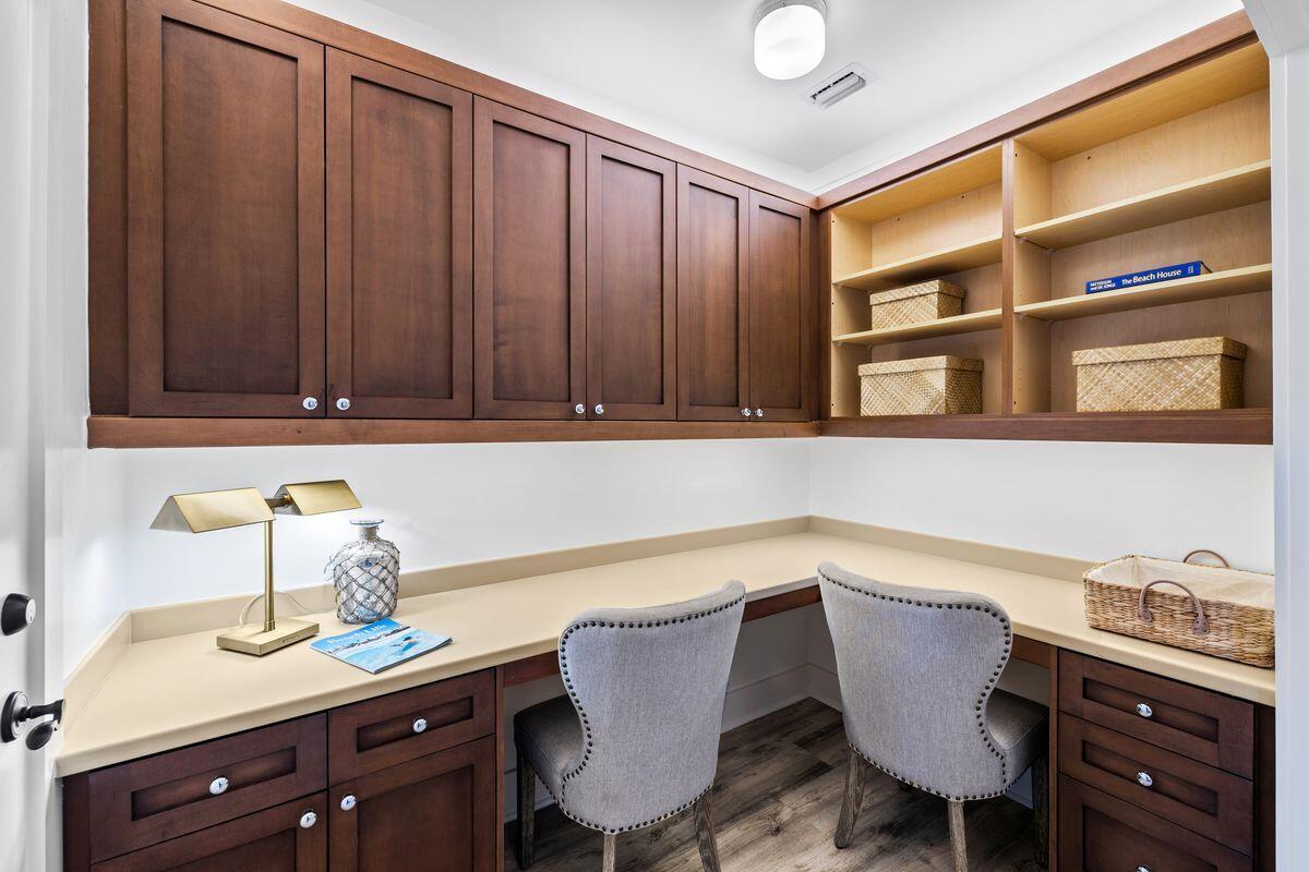 429 S Bridge Lane, 103A