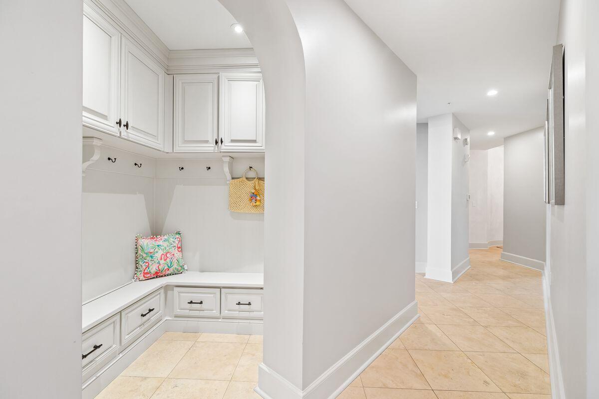 1363 W County Highway 30A 3112