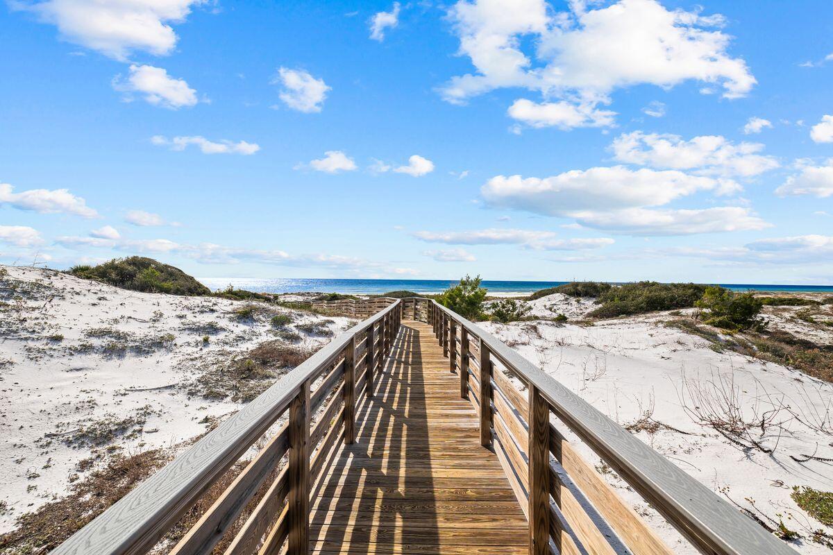 1363 W County Highway 30A 3112