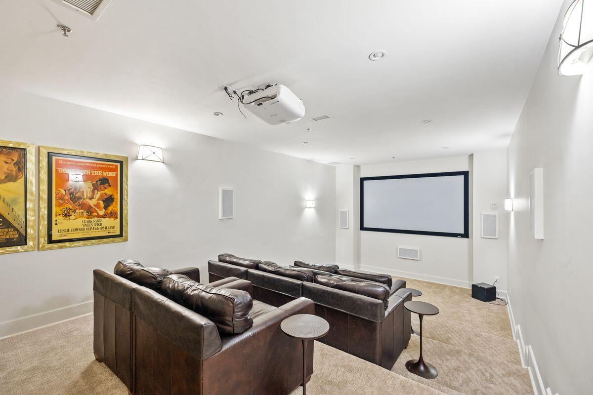 1363 W County Highway 30A 3112