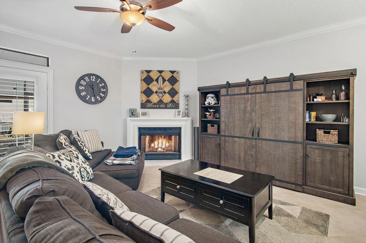 192 Calle Escada, 97A