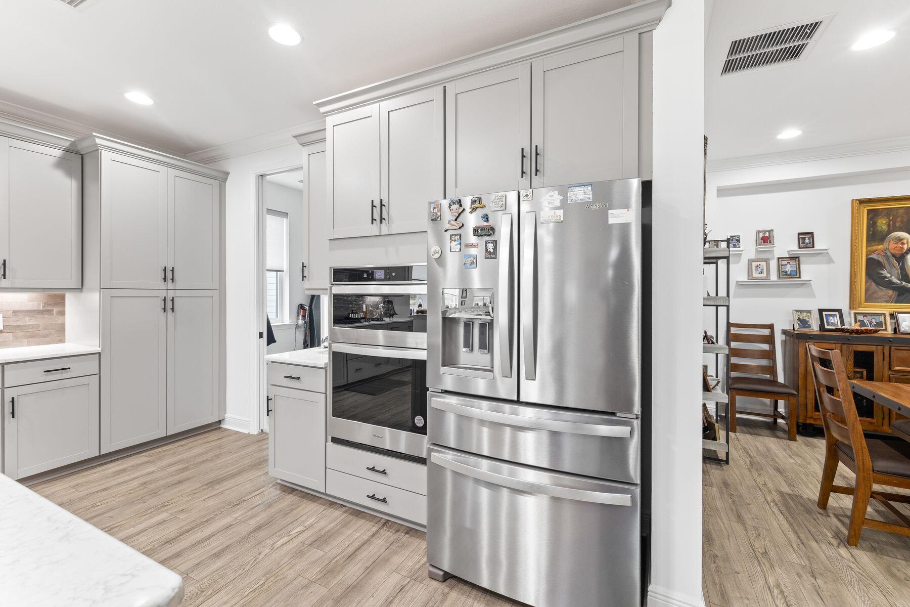 8410 Coral Reef Way