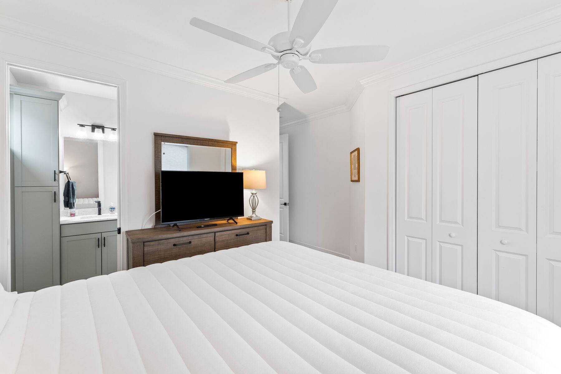 8410 Coral Reef Way