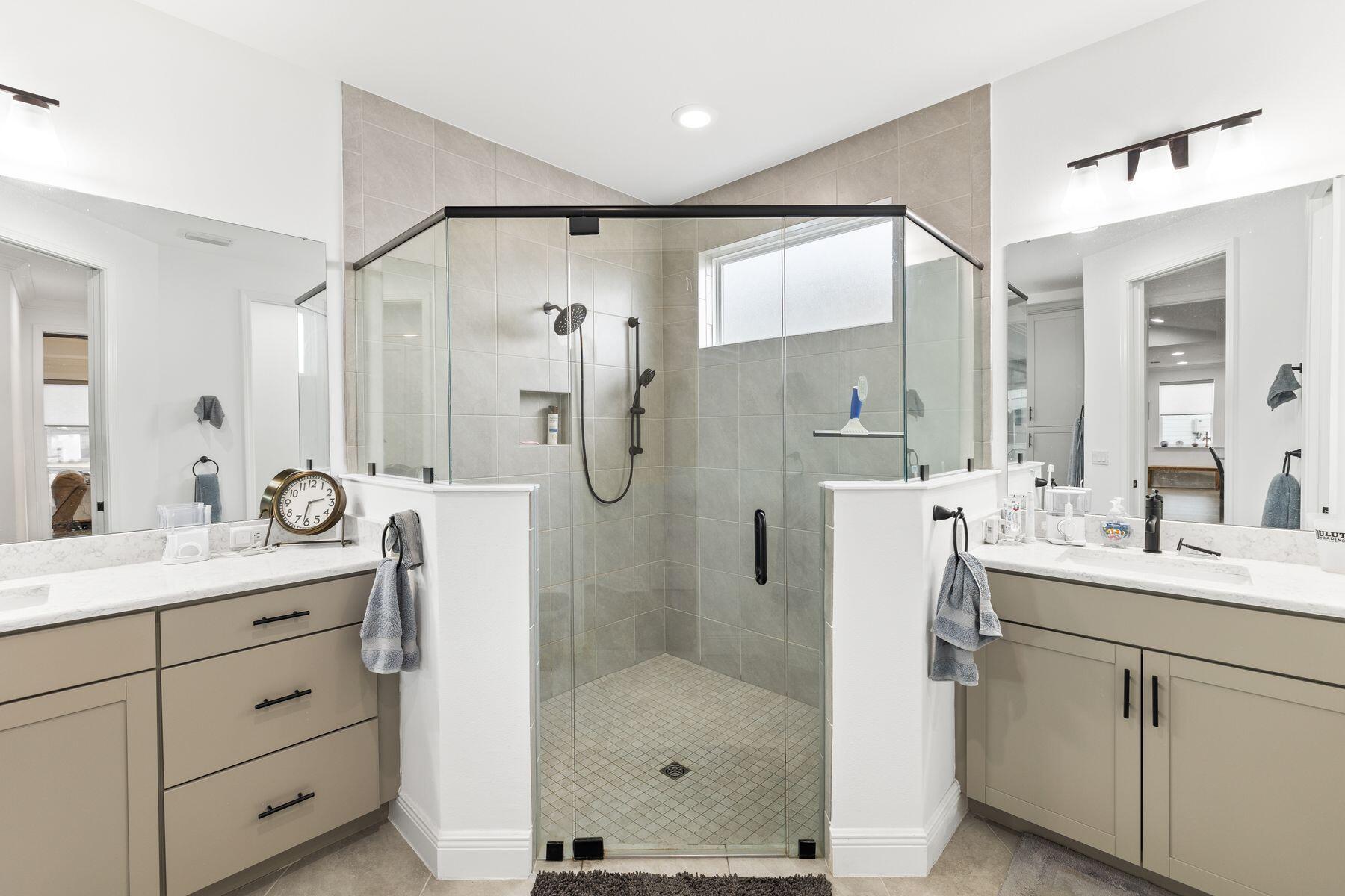 8410 Coral Reef Way