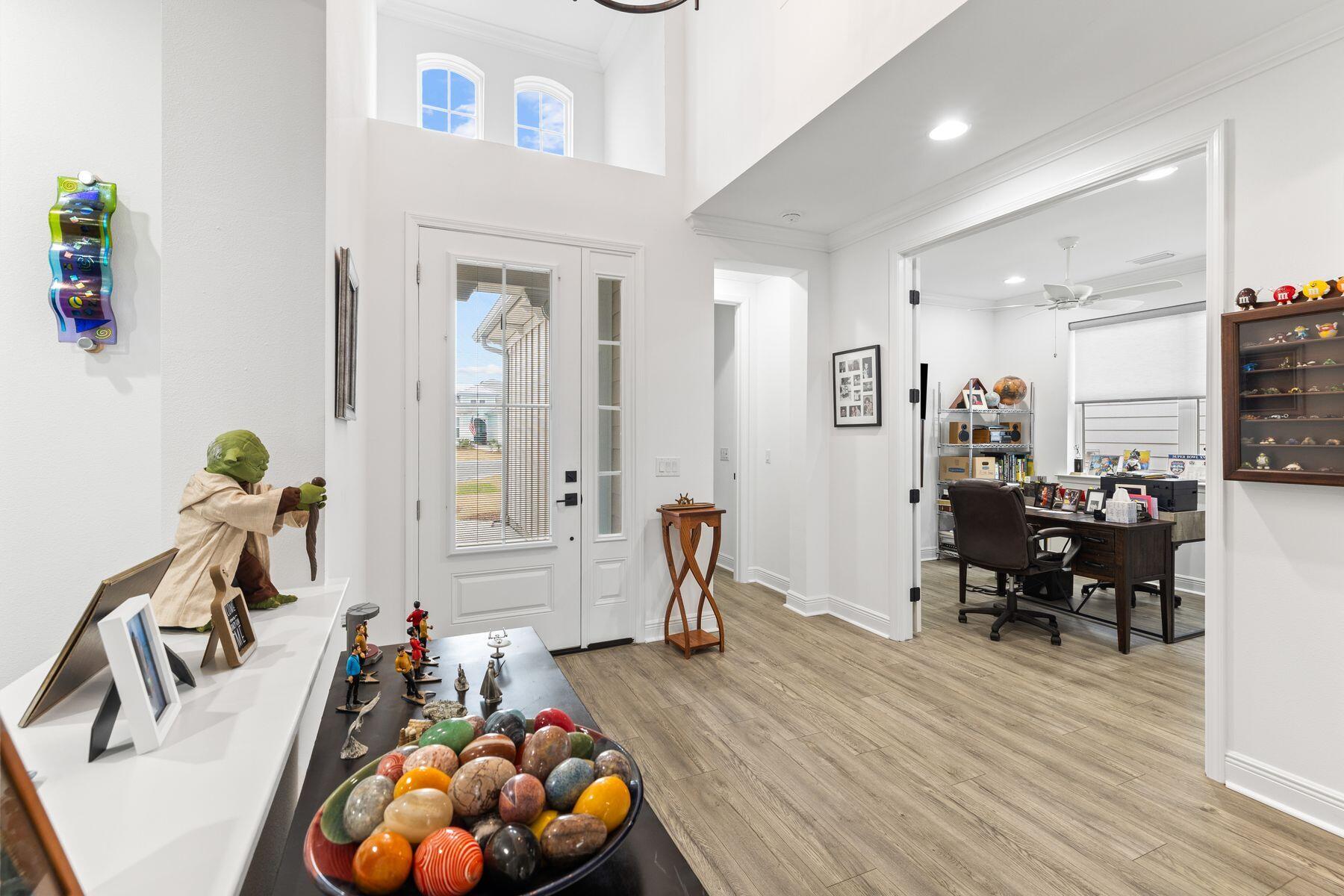 8410 Coral Reef Way