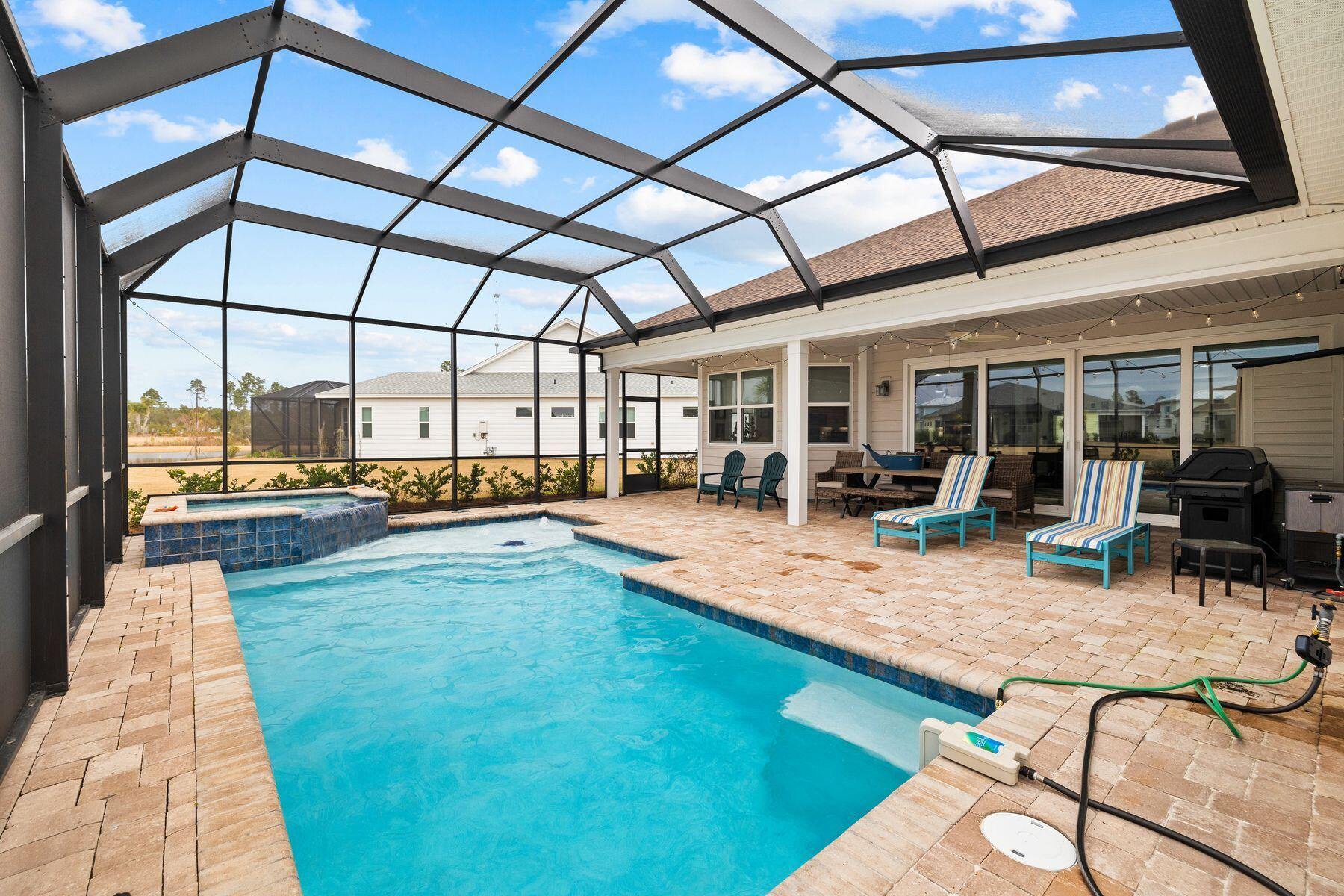 8410 Coral Reef Way