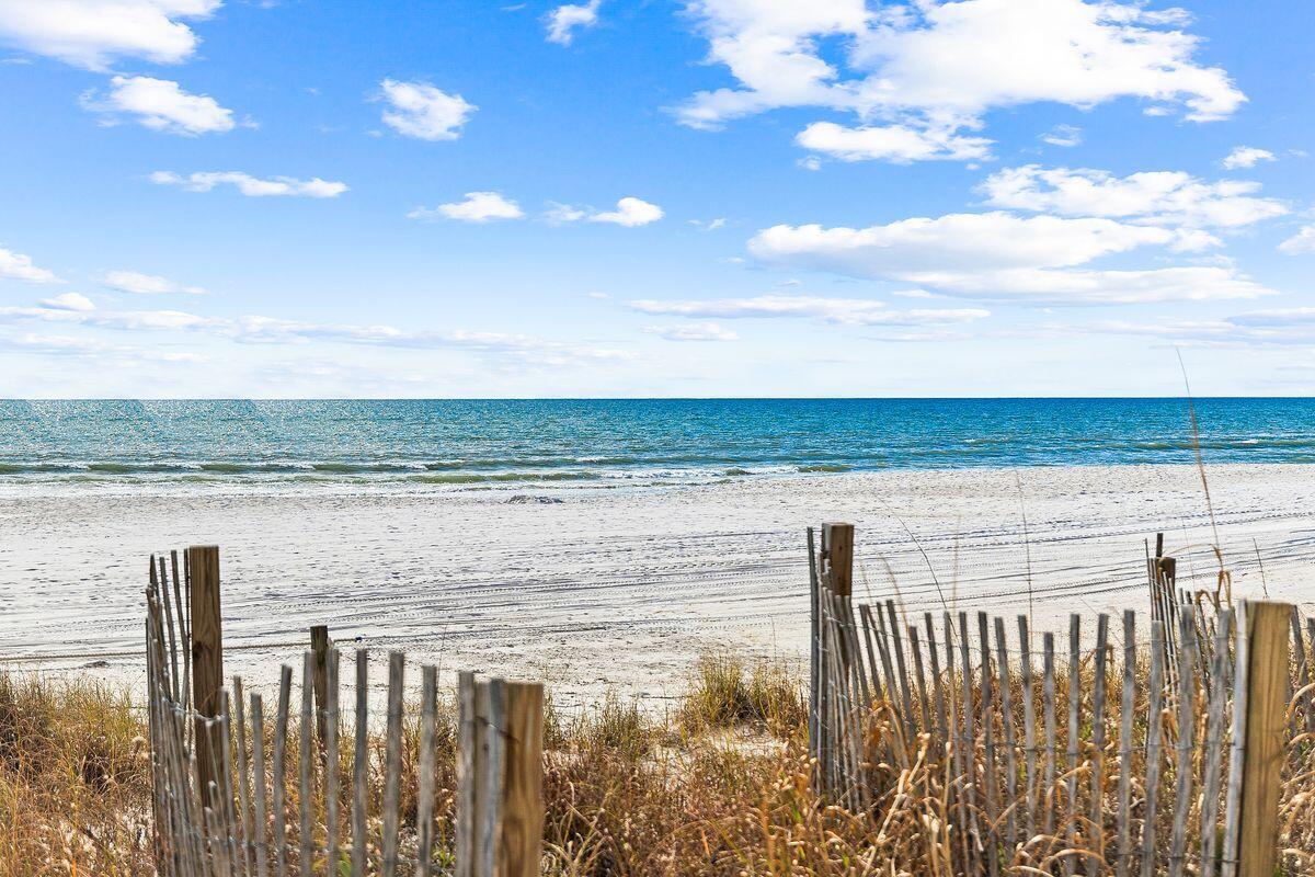 17545 Front Beach Road, 1106