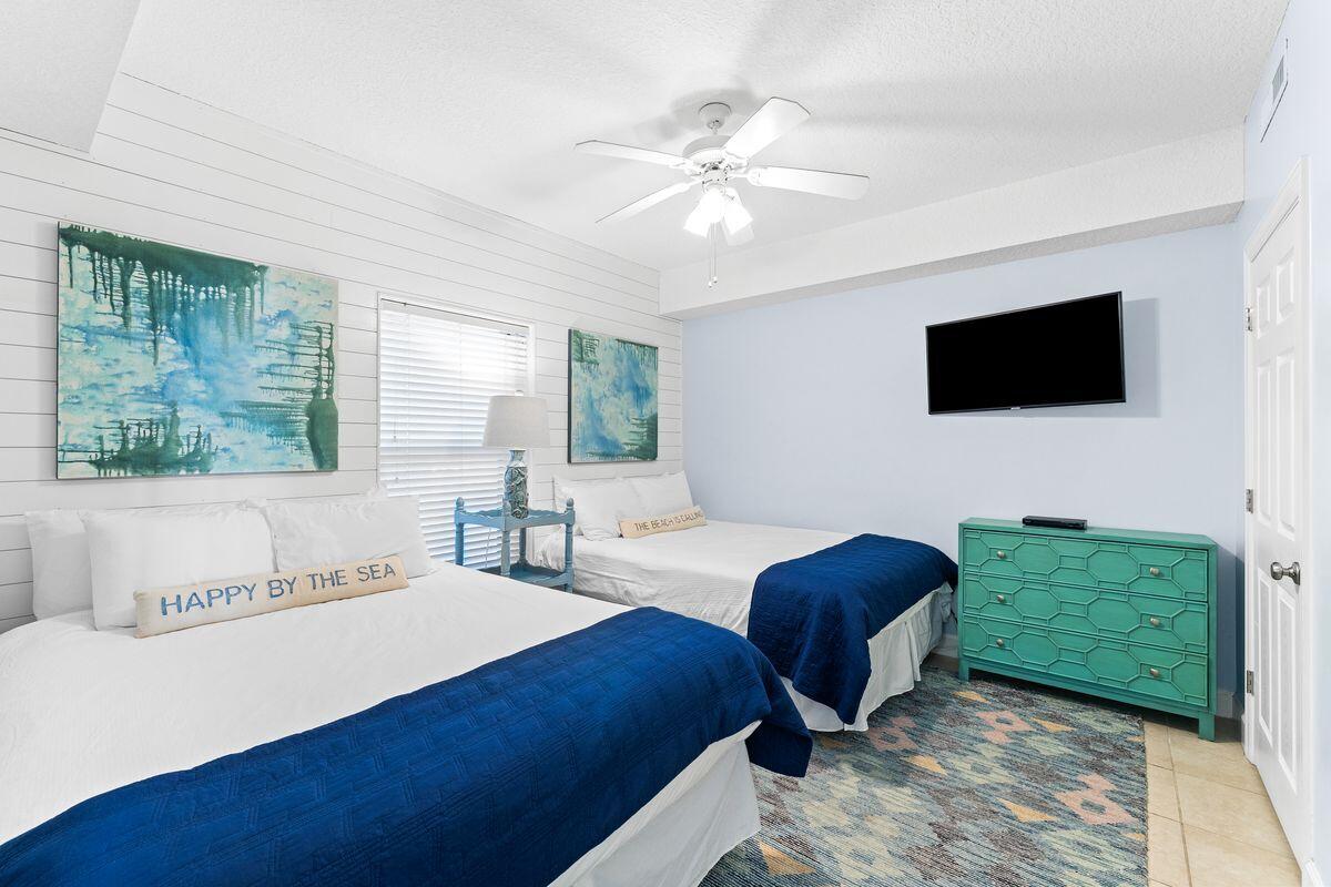 17545 Front Beach Road, 1106