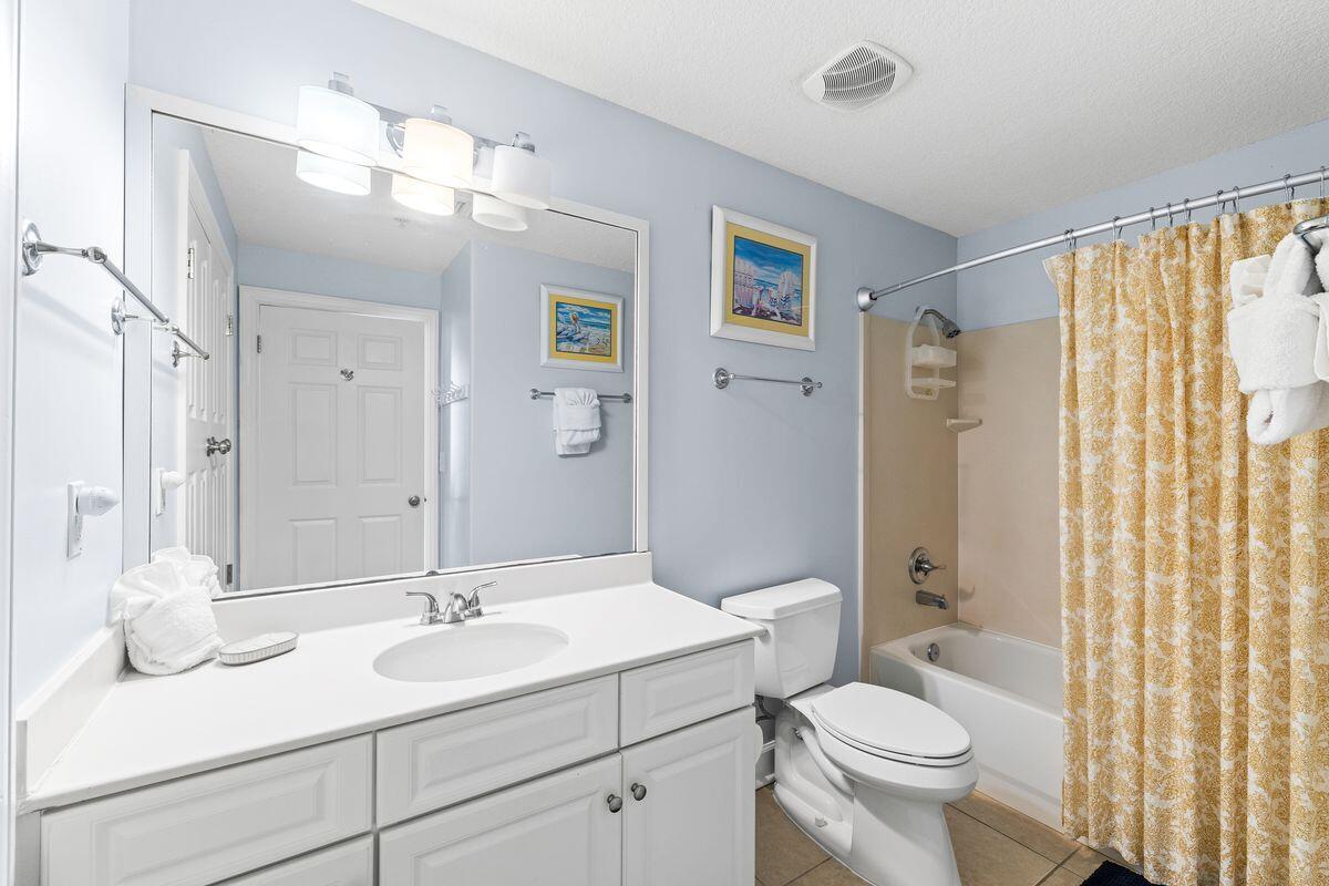 17545 Front Beach Road, 1106