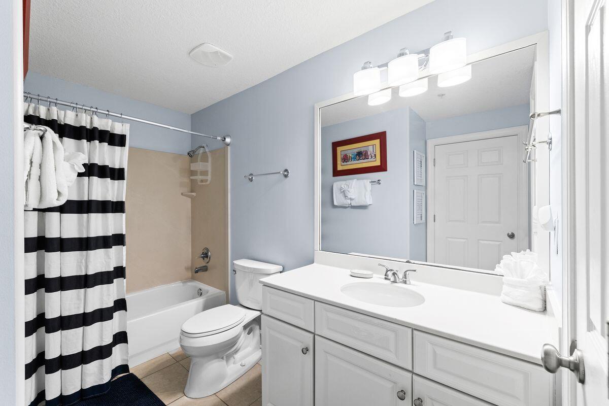 17545 Front Beach Road, 1106