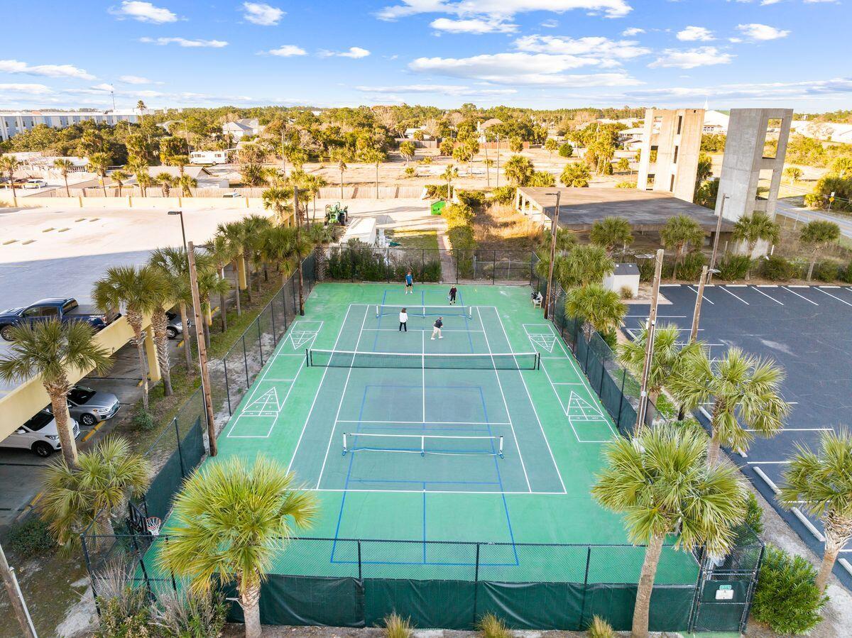 17545 Front Beach Road, 1106