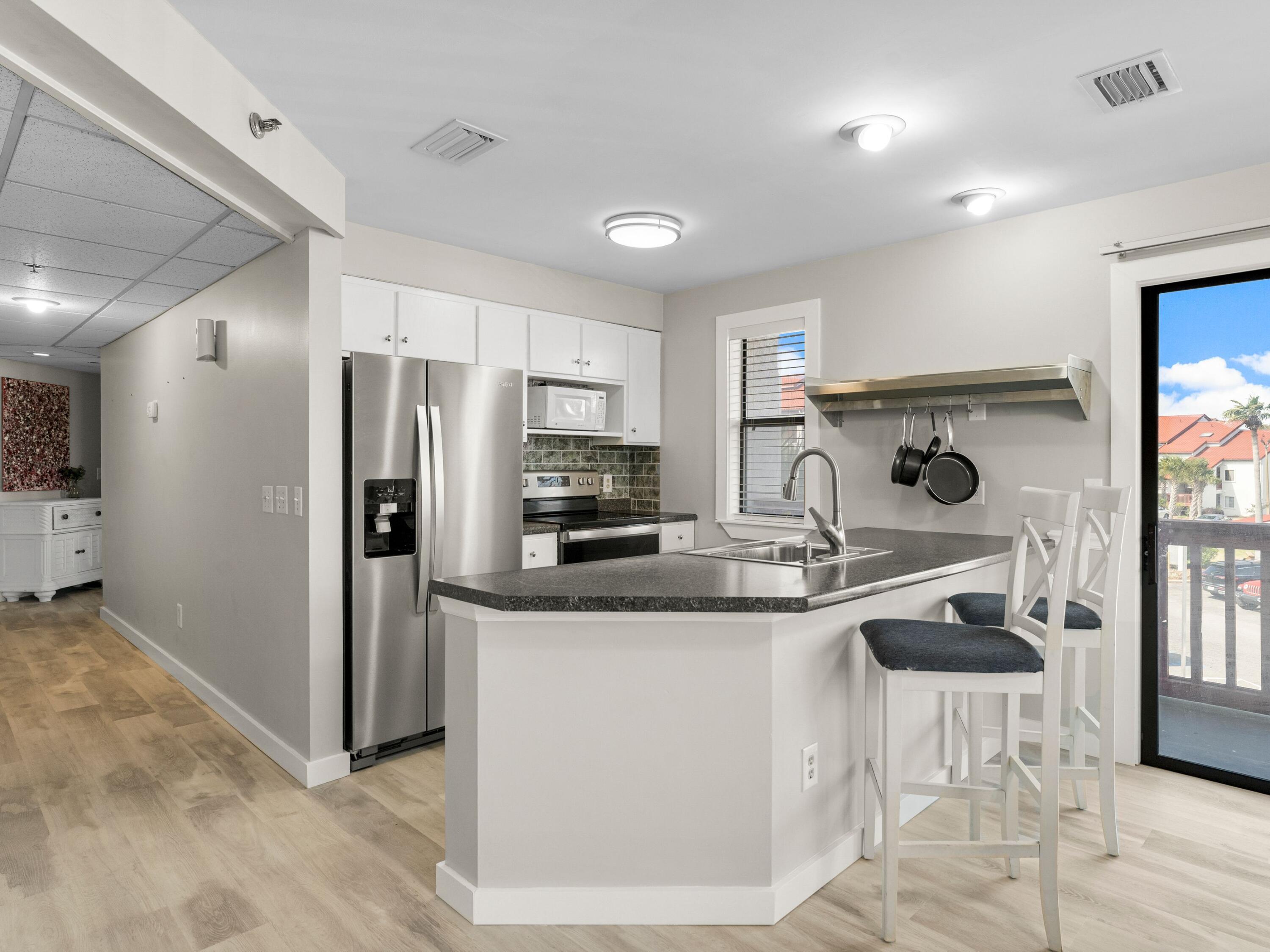 8730 Thomas Drive, 1201A