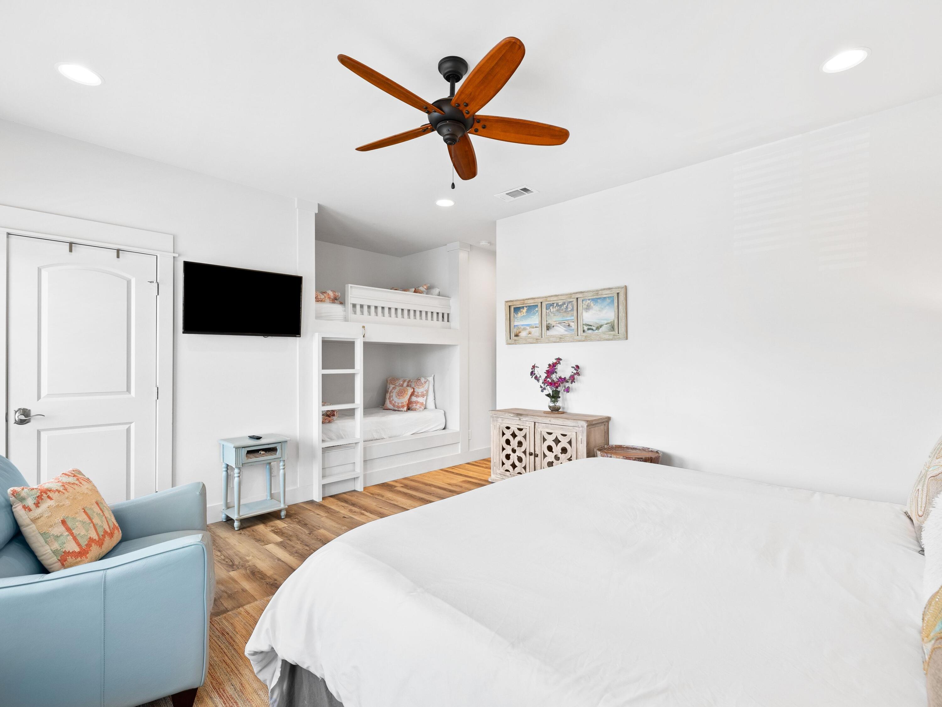 77 W Endless Summer Way