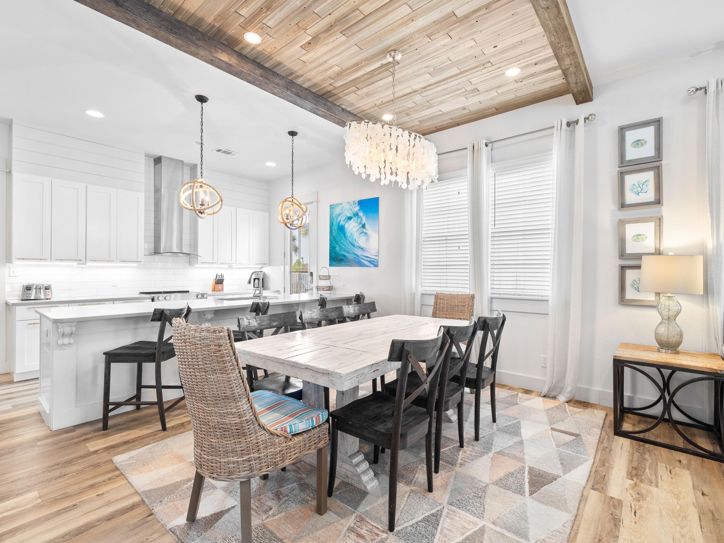 77 W Endless Summer Way