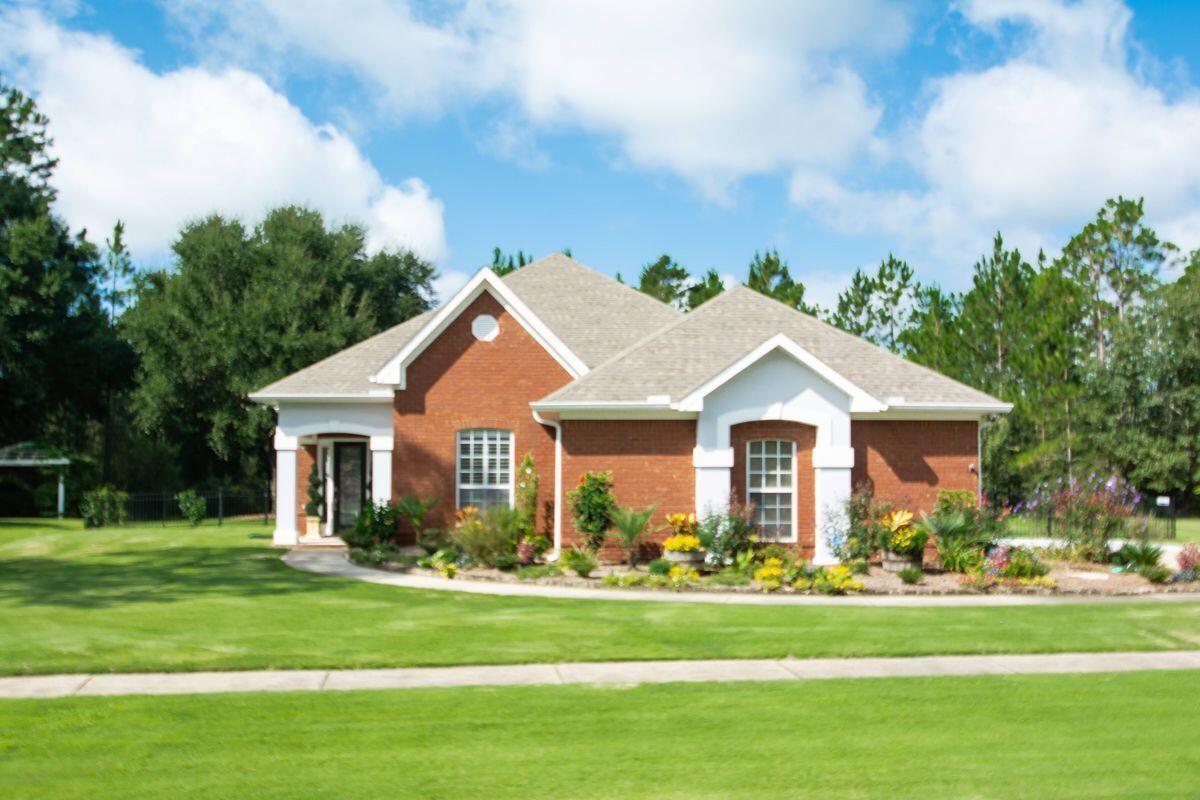 557 Windswept Boulevard