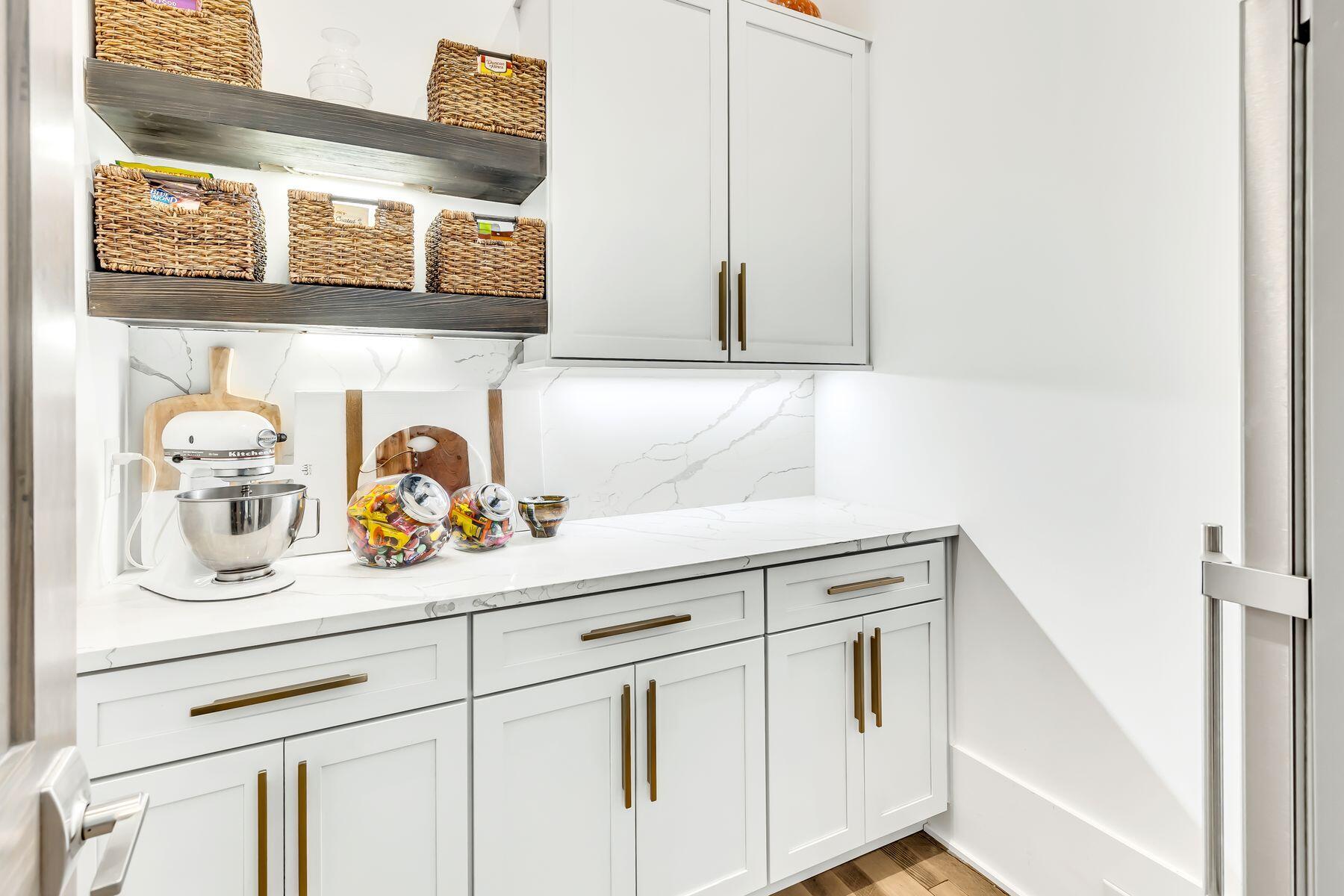 343 Driftwood Point Road