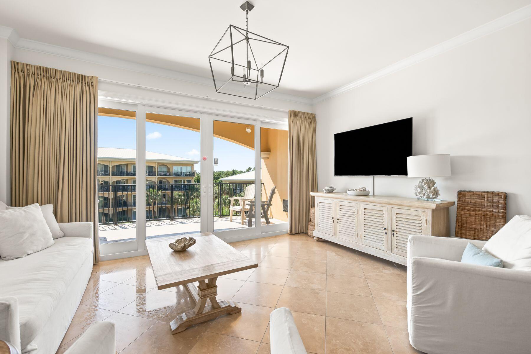 2421 W County Hwy 30A, D304