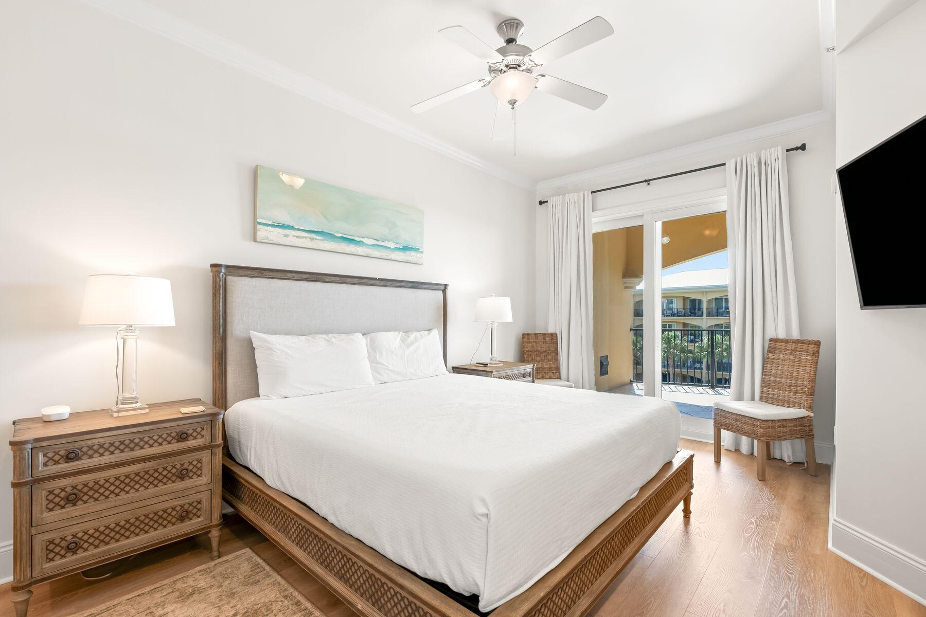 2421 W County Hwy 30A, D304