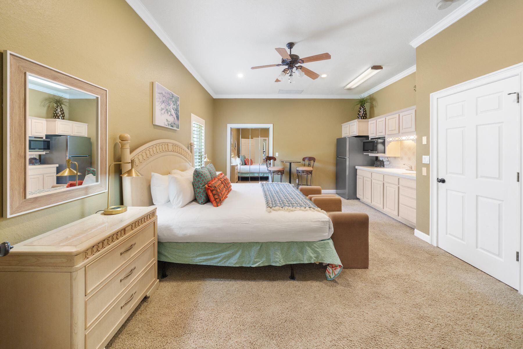4702 Lantana Lane