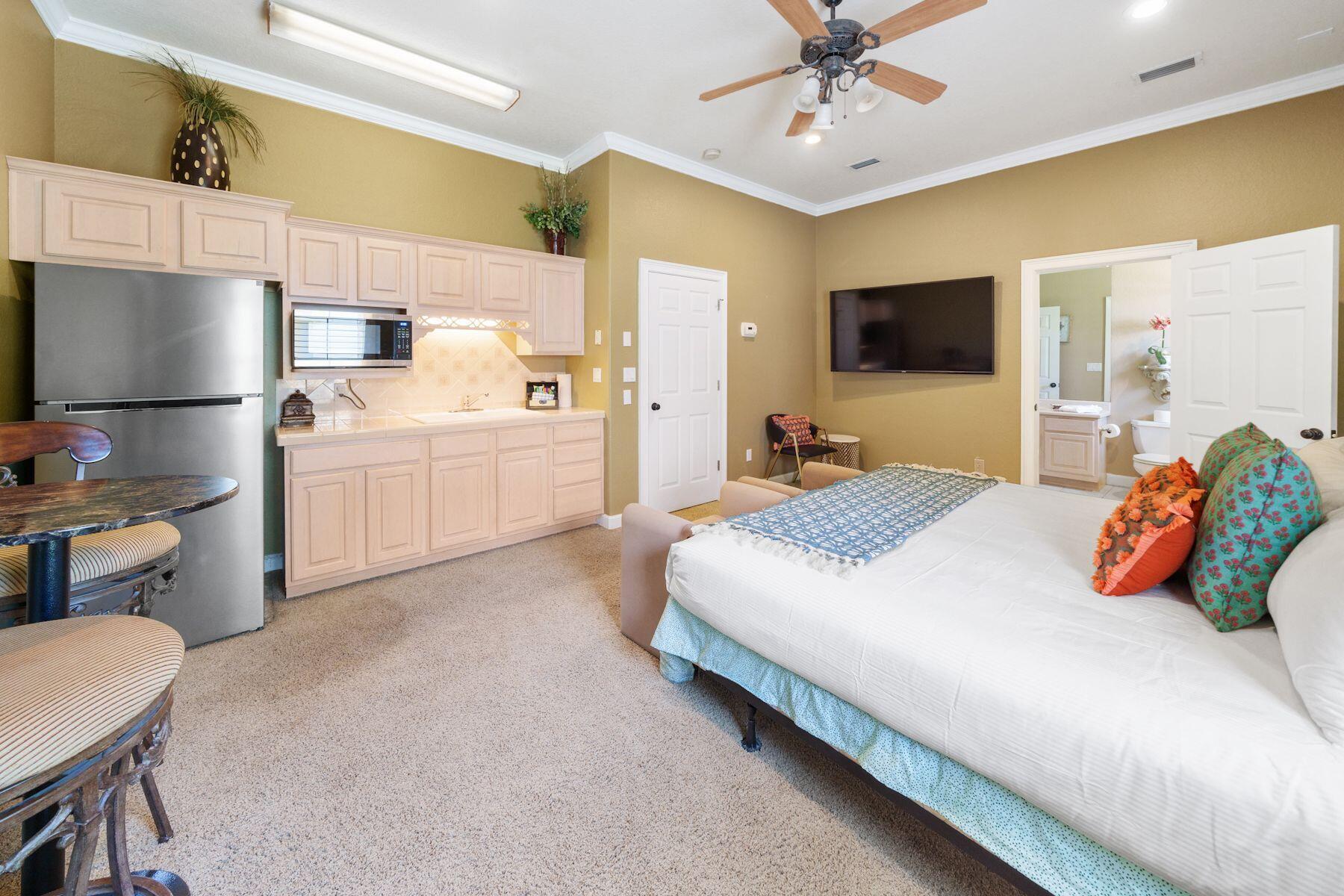 4702 Lantana Lane