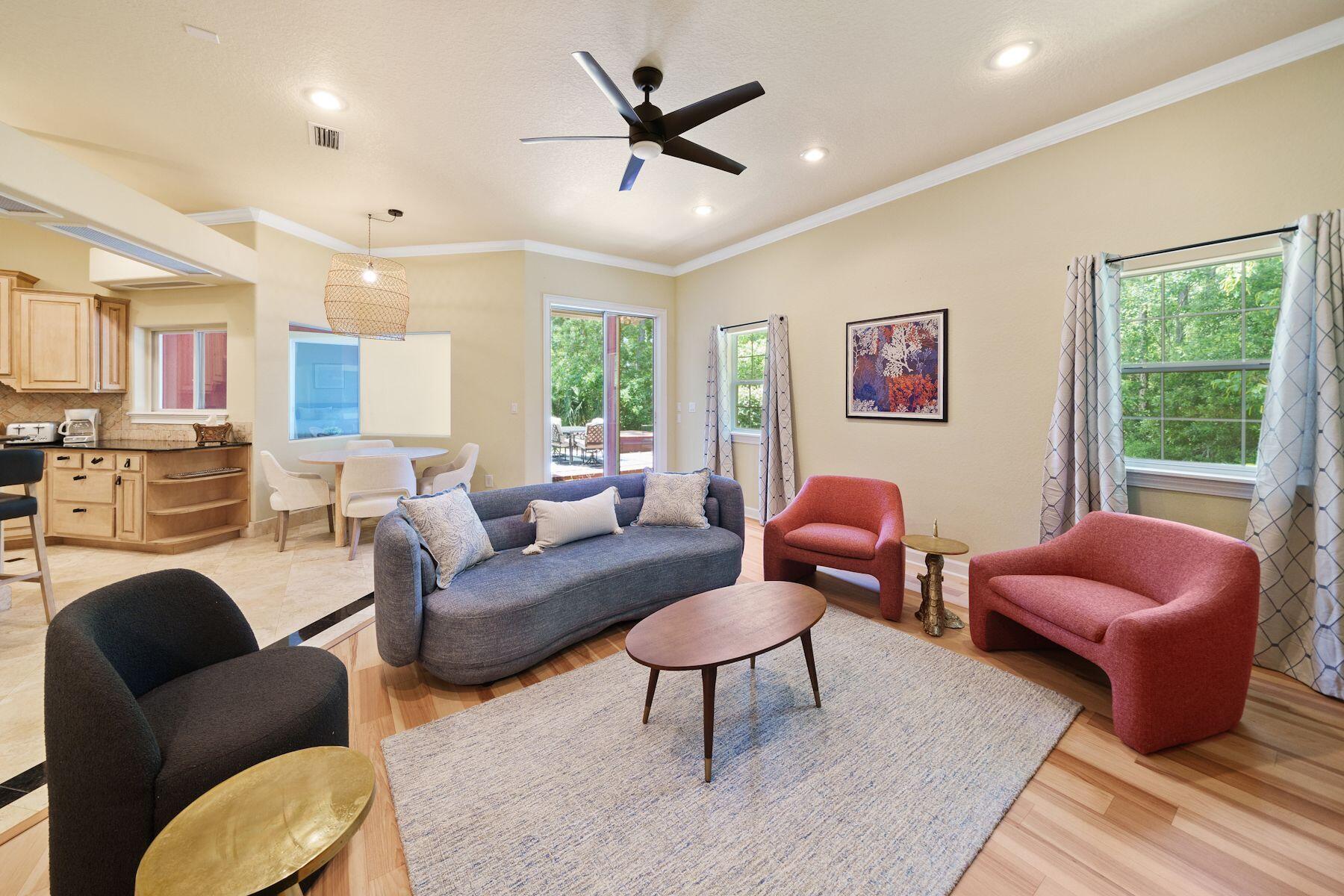4702 Lantana Lane
