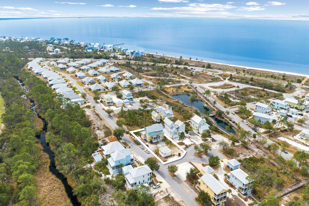 102 Goldfish Court, Port St. Joe