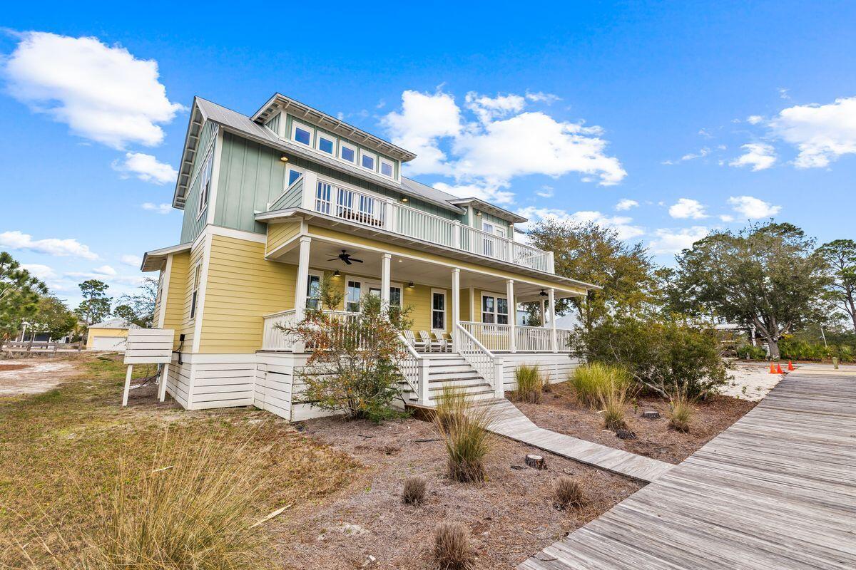 102 Goldfish Court, Port St. Joe