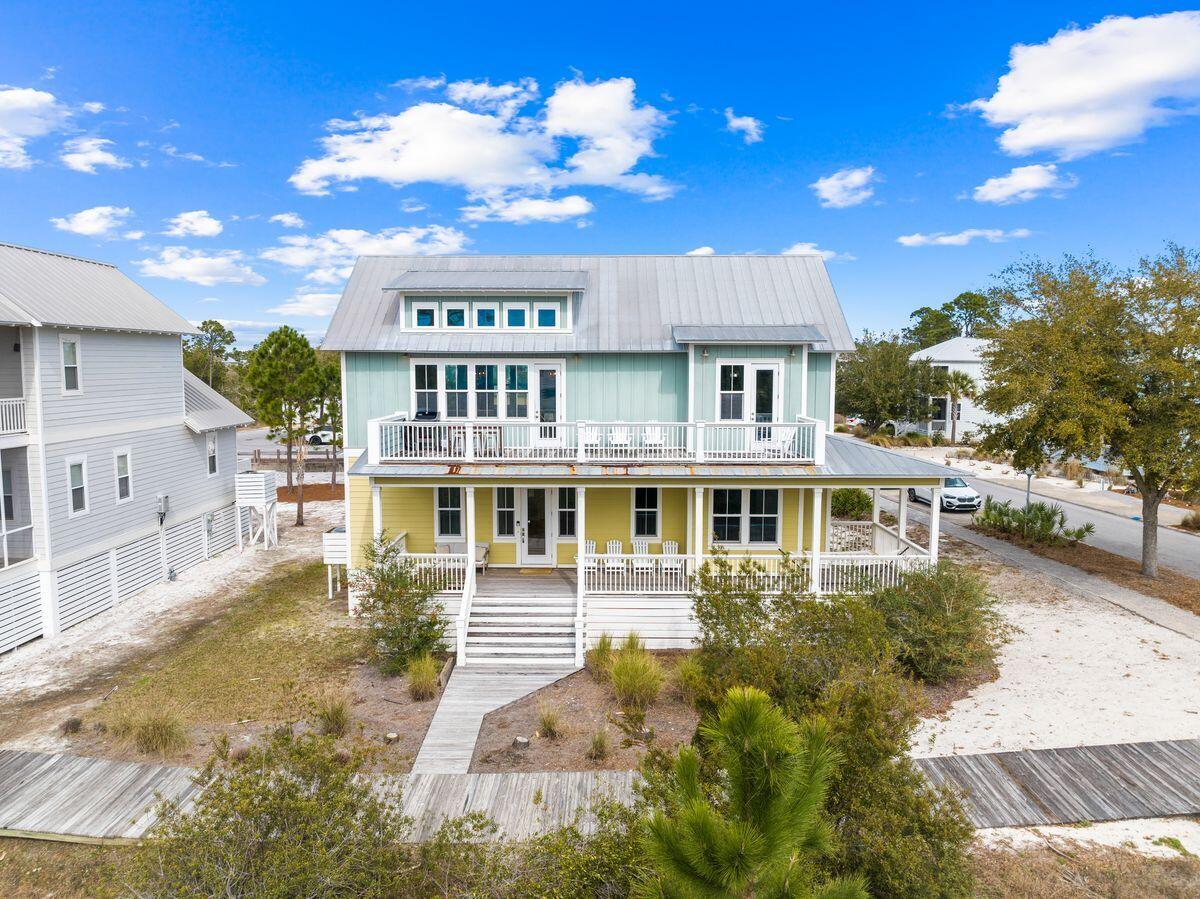 102 Goldfish Court, Port St. Joe