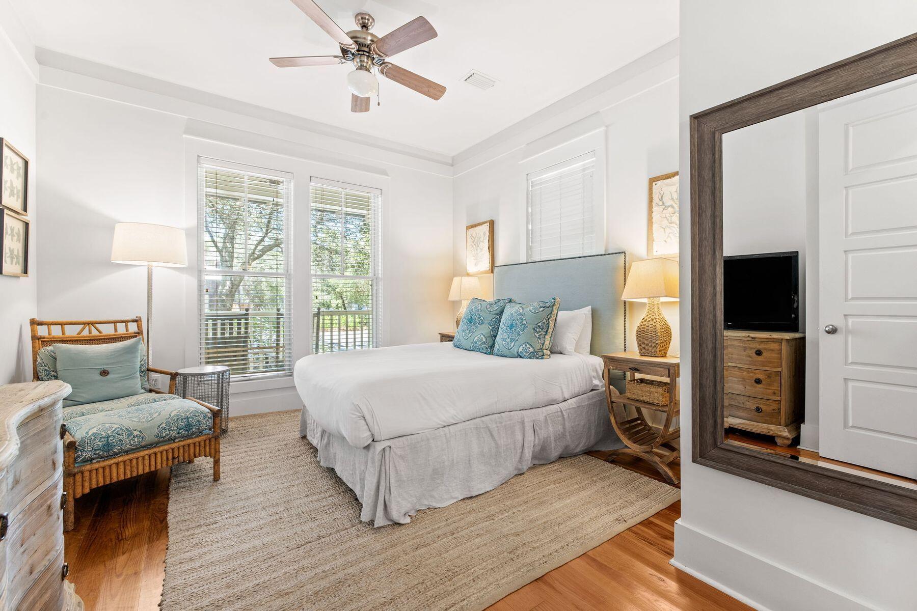 90 Silver Laurel Way