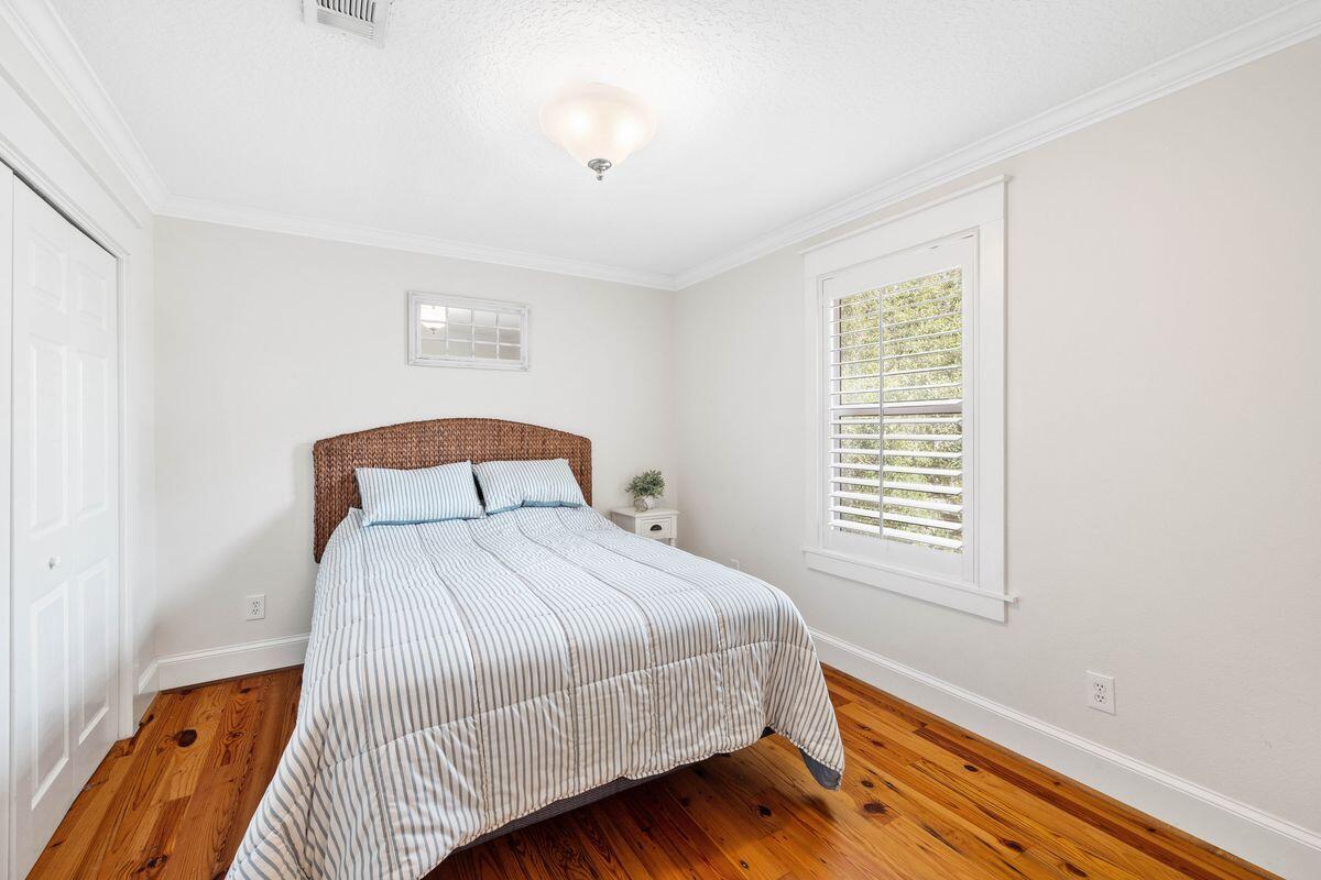 141 Crescent Road
