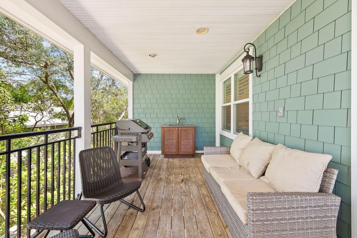 141 Crescent Road