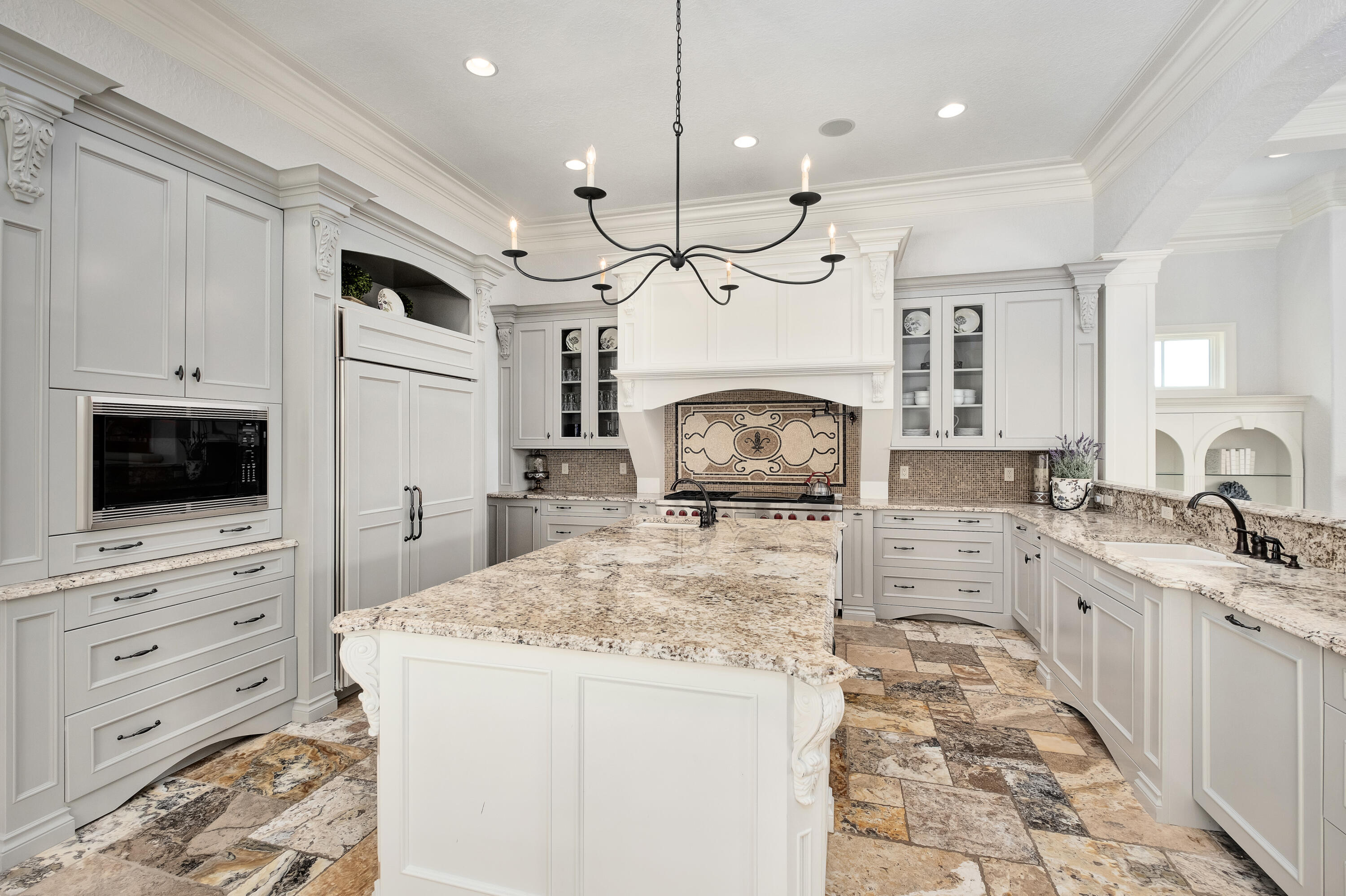 231 W Bermuda Drive