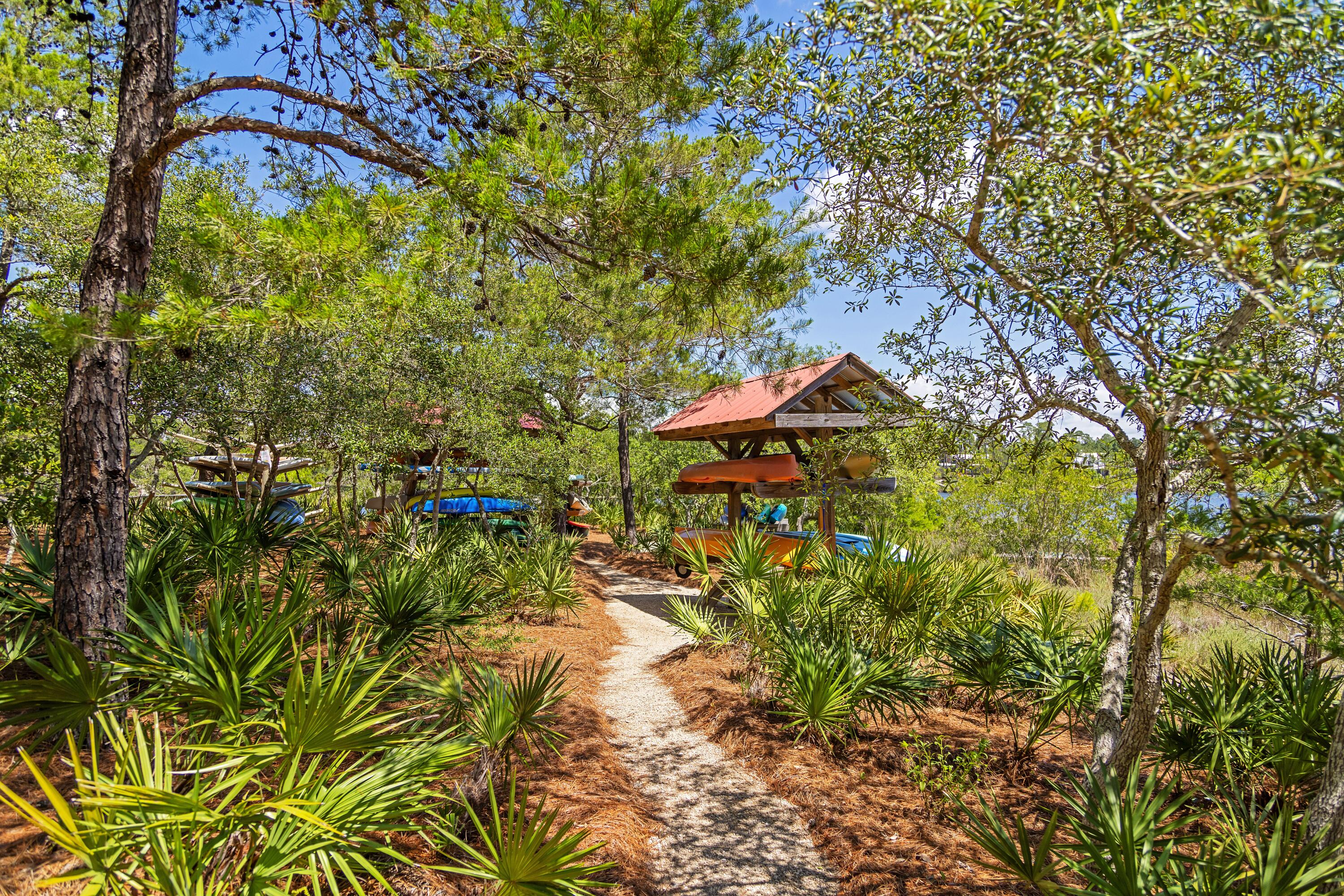 231 W Bermuda Drive
