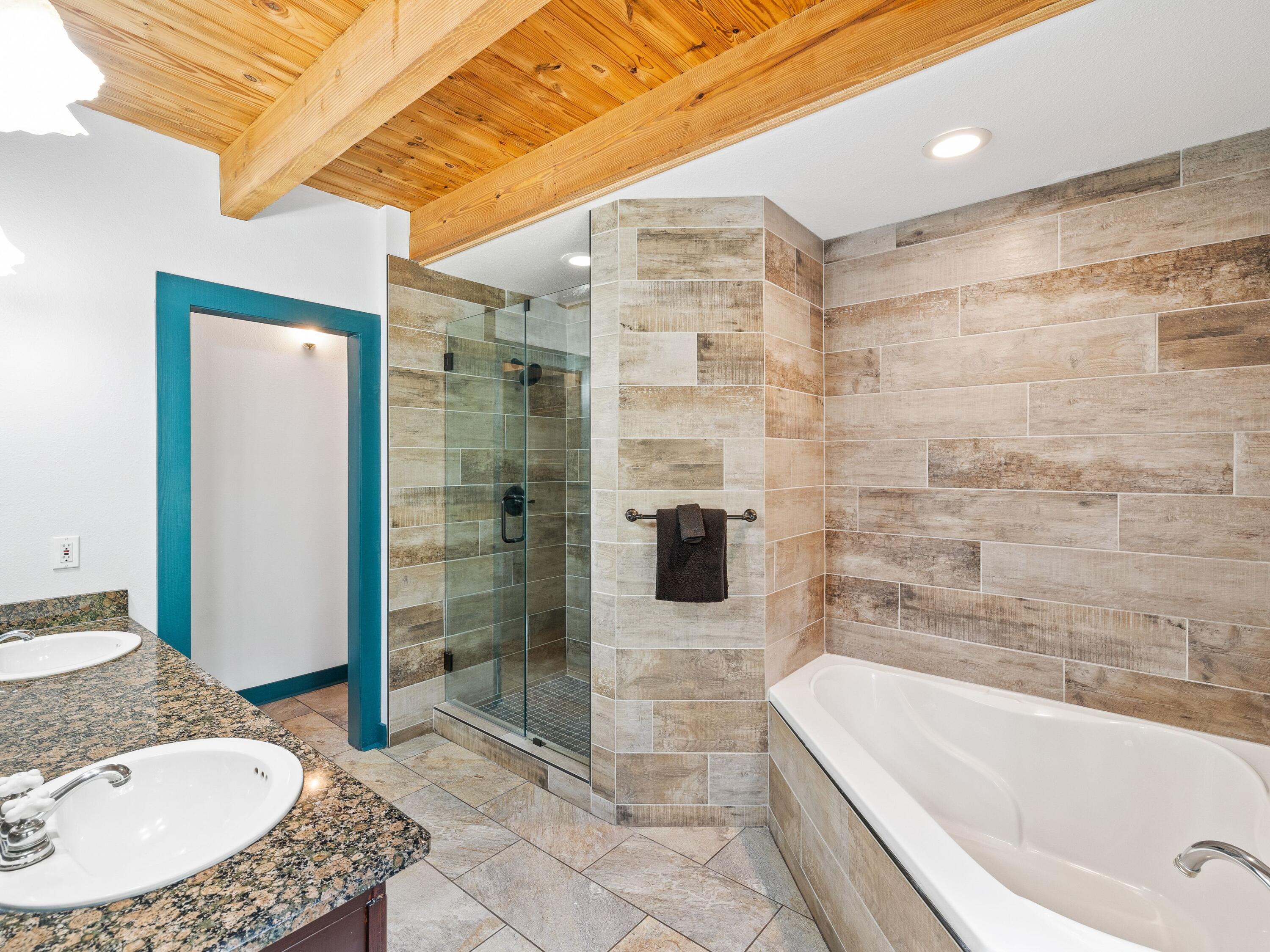 2330 N County Highway 393