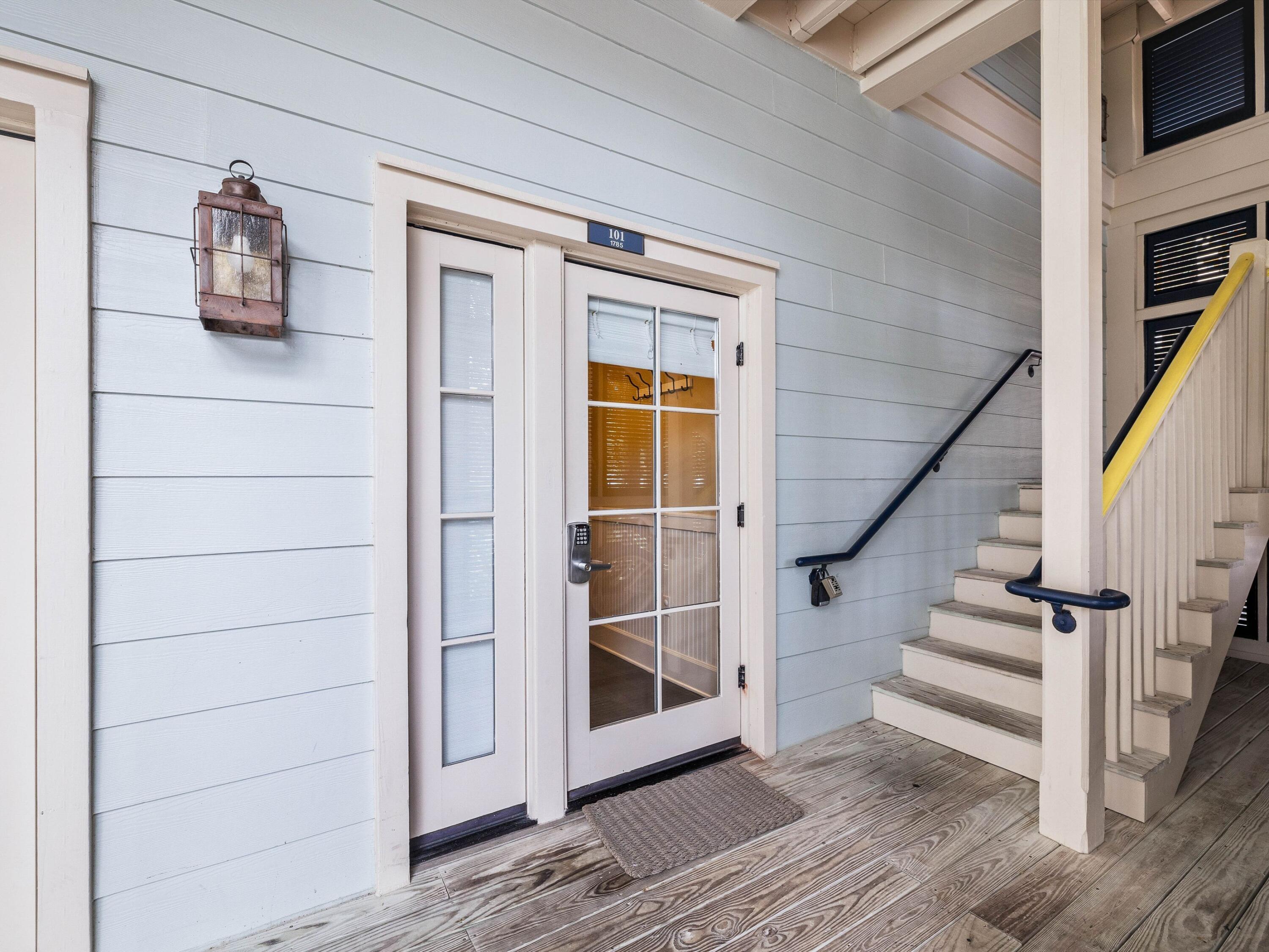 1785 E County Hwy 30A 101