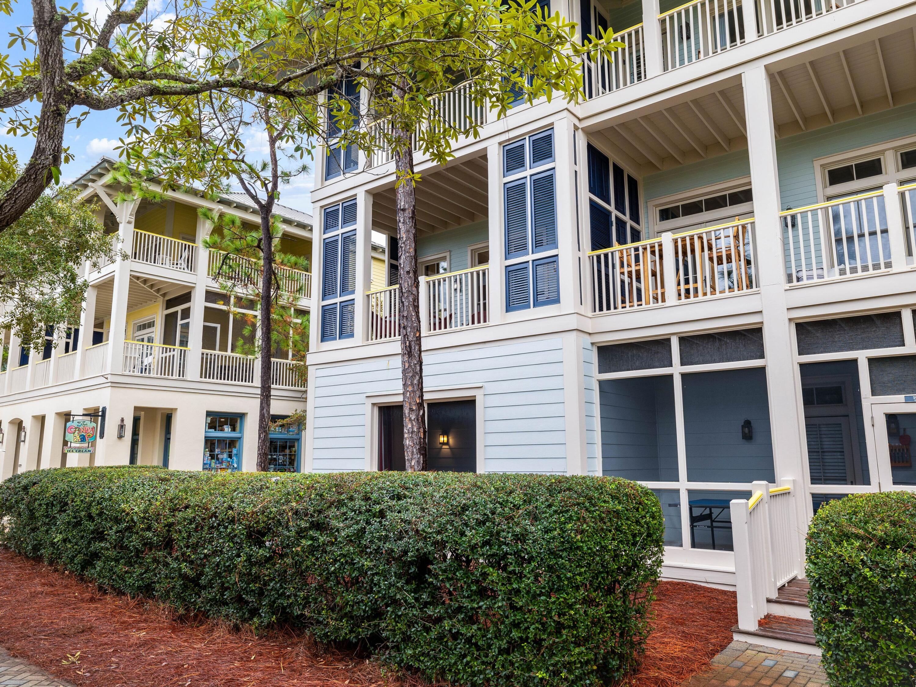 1785 E County Hwy 30A 101