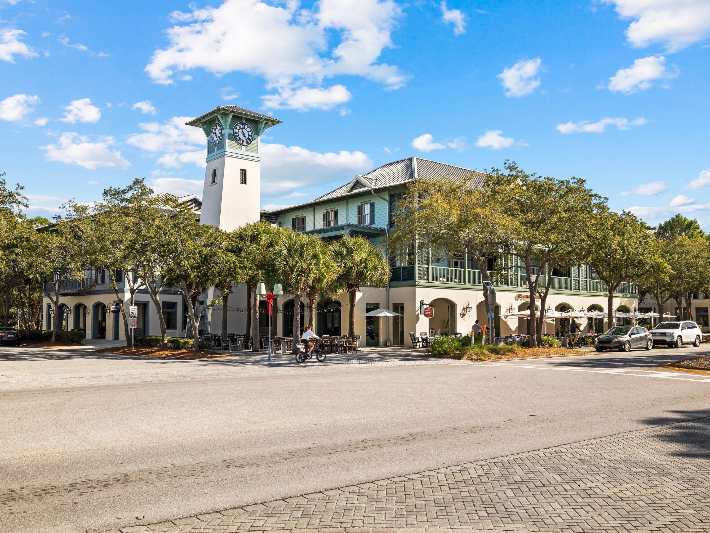 1785 E County Hwy 30A 101