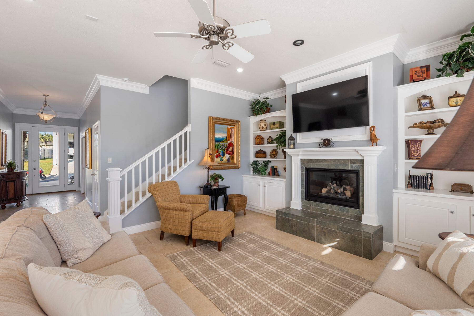 109 Smugglers Cove Court