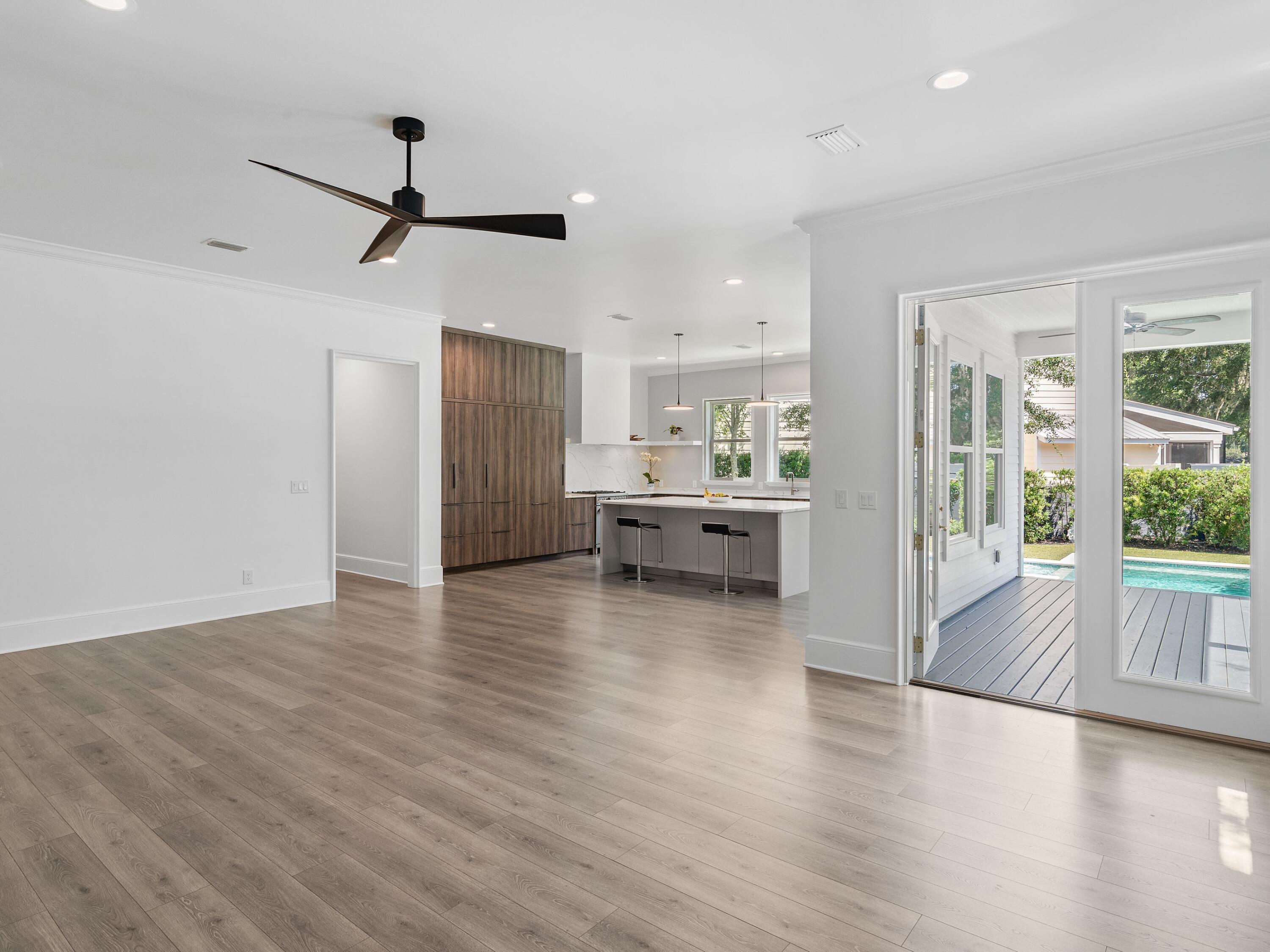 156 Beacon Point Drive