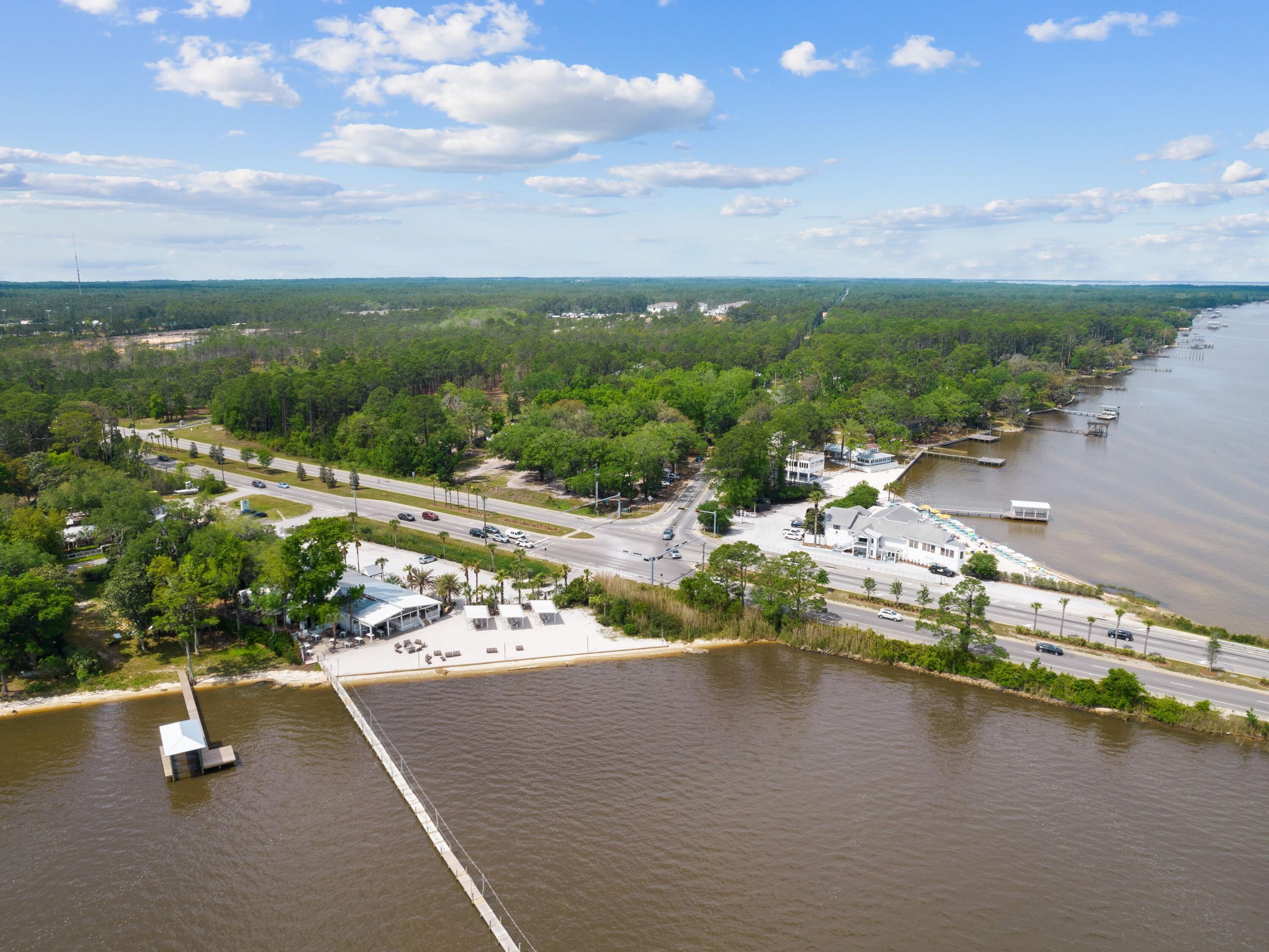 16 Lighthouse Pointe Blvd Boulevard