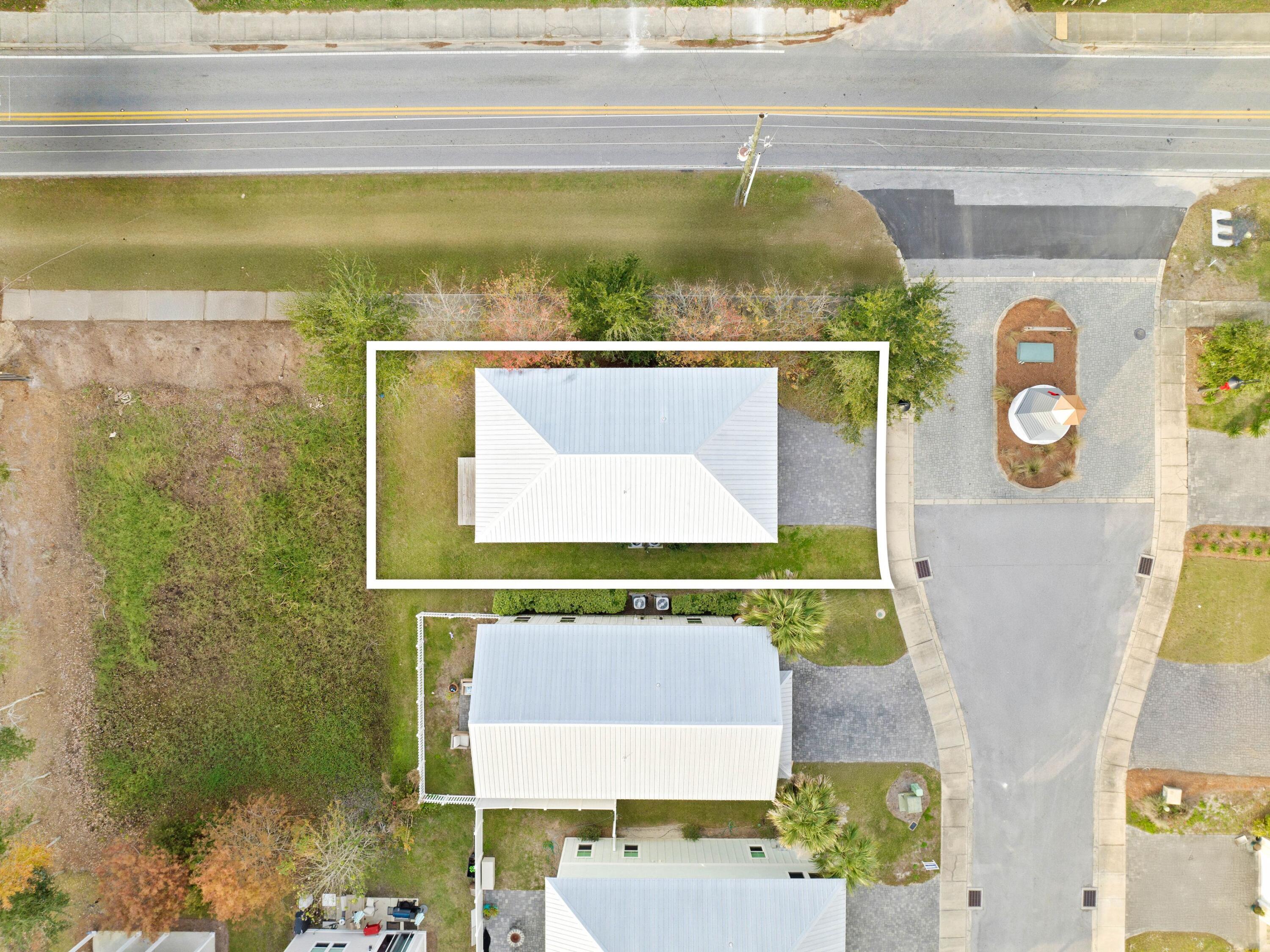 16 Lighthouse Pointe Blvd Boulevard