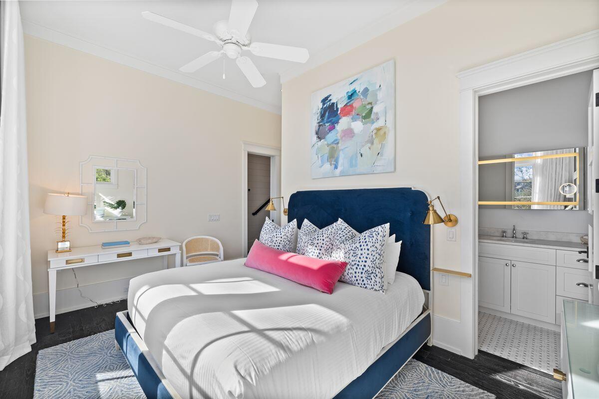 24 N Lake Bridge Lane