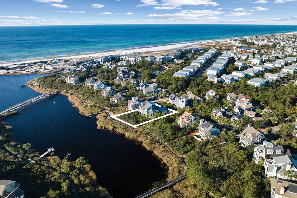 24 N Lake Bridge Lane