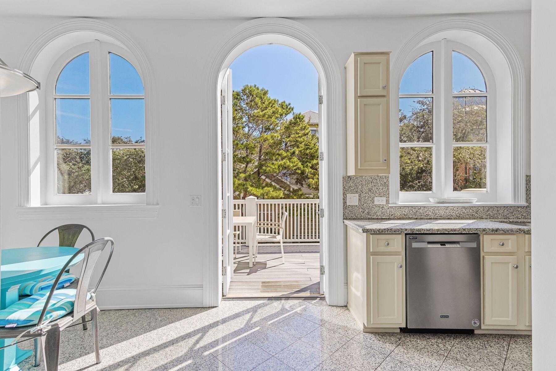 203 Ruskin Place