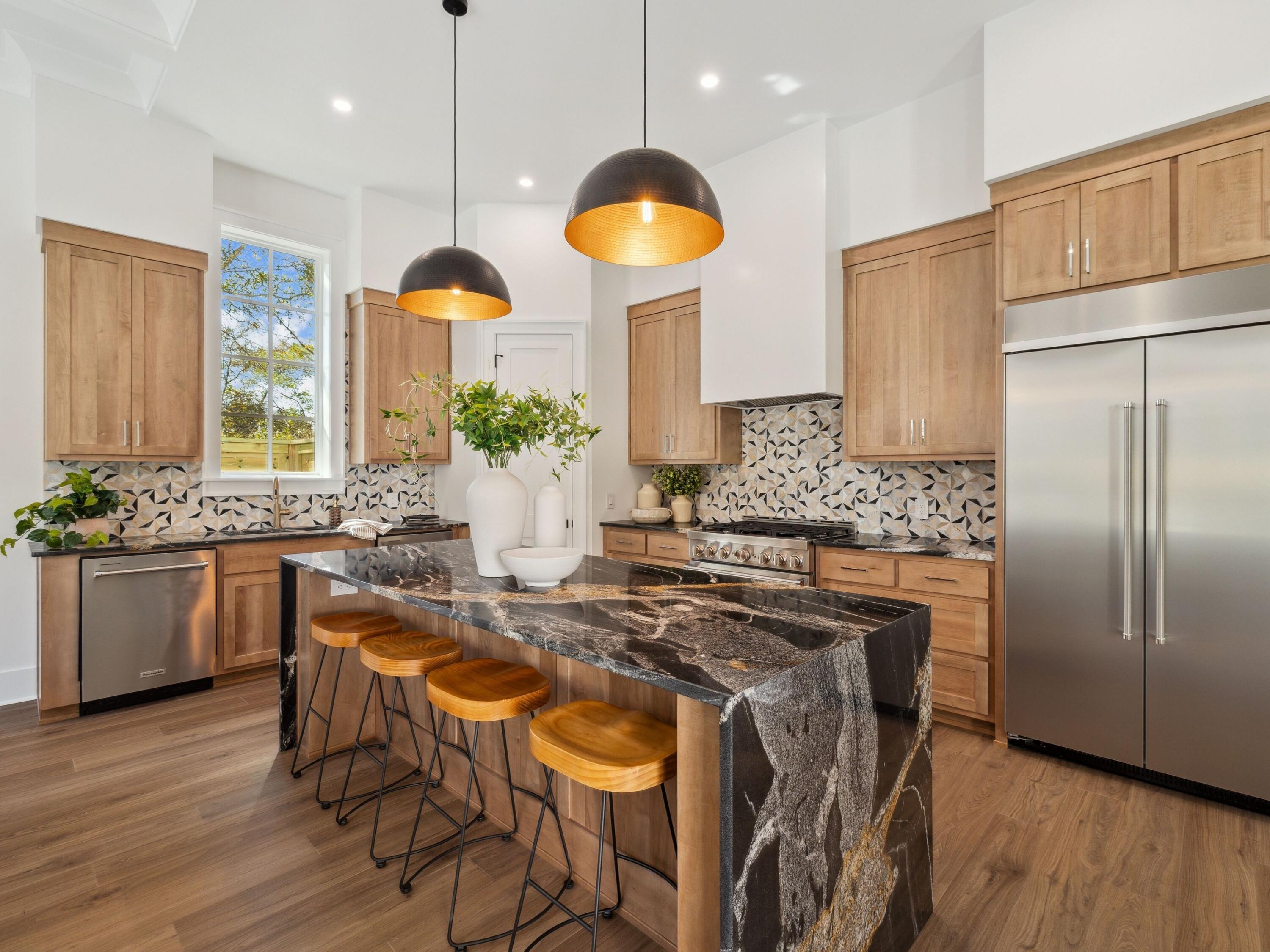 21623 Dolphin Avenue