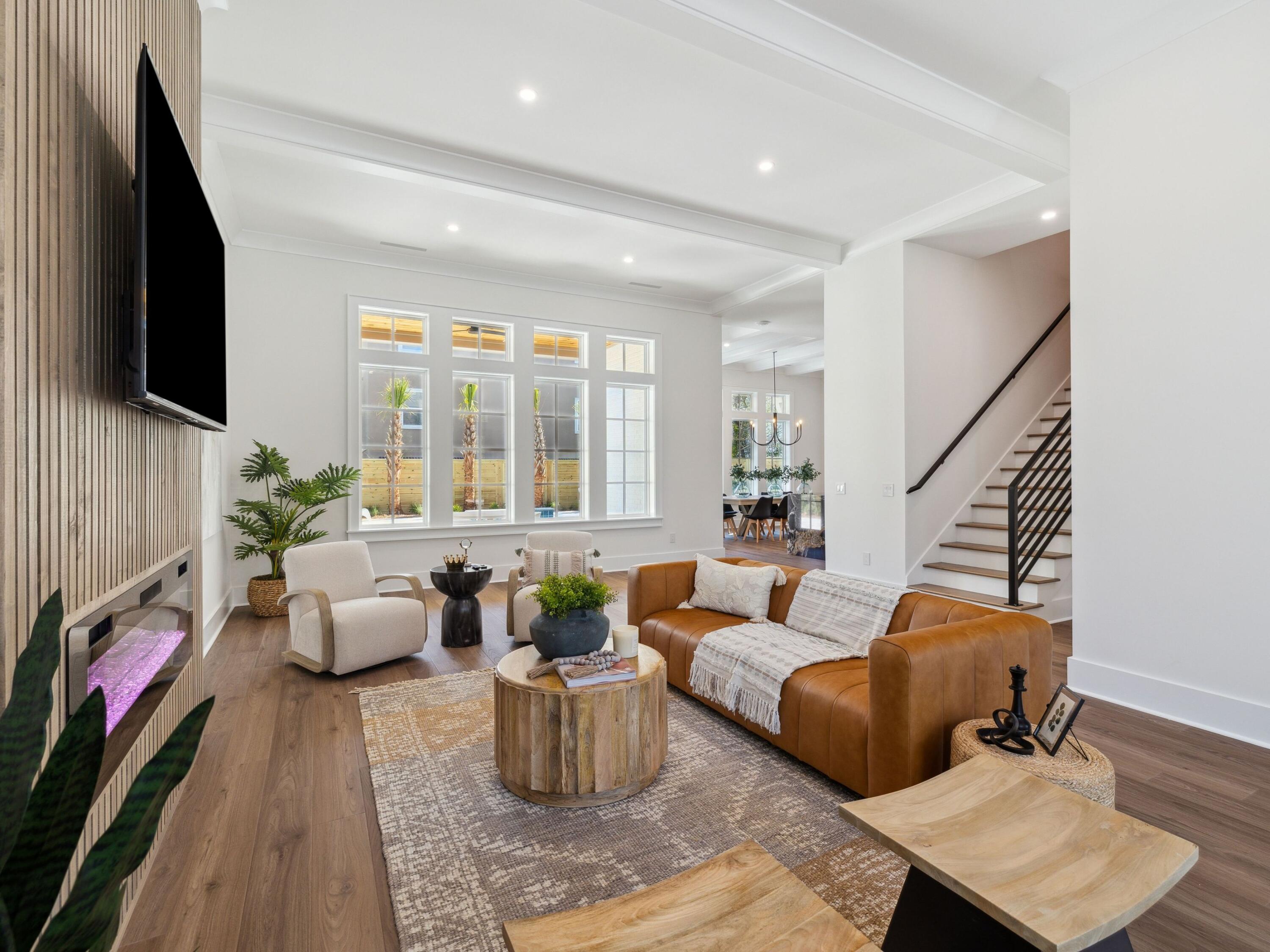 21623 Dolphin Avenue