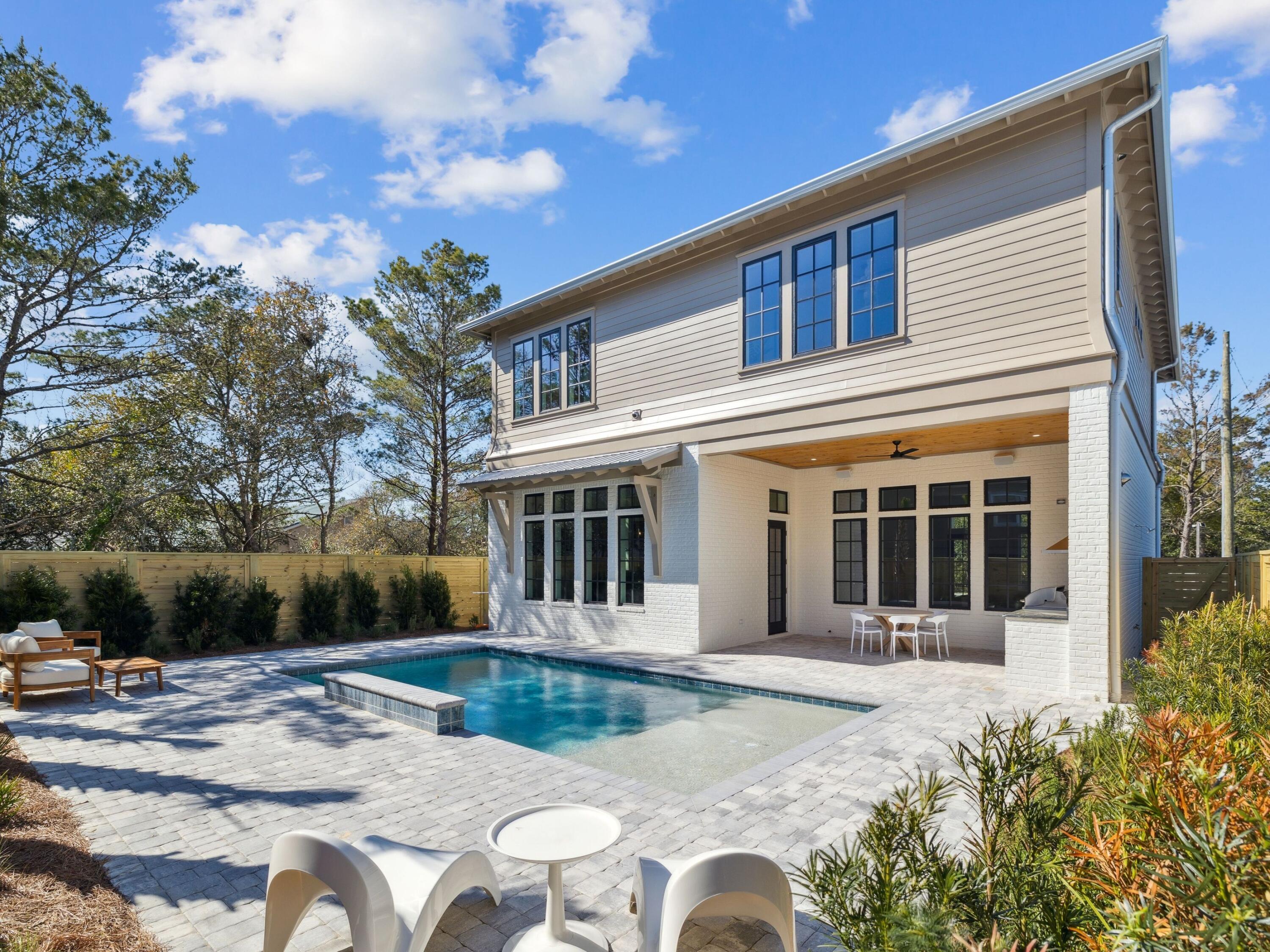 21623 Dolphin Avenue