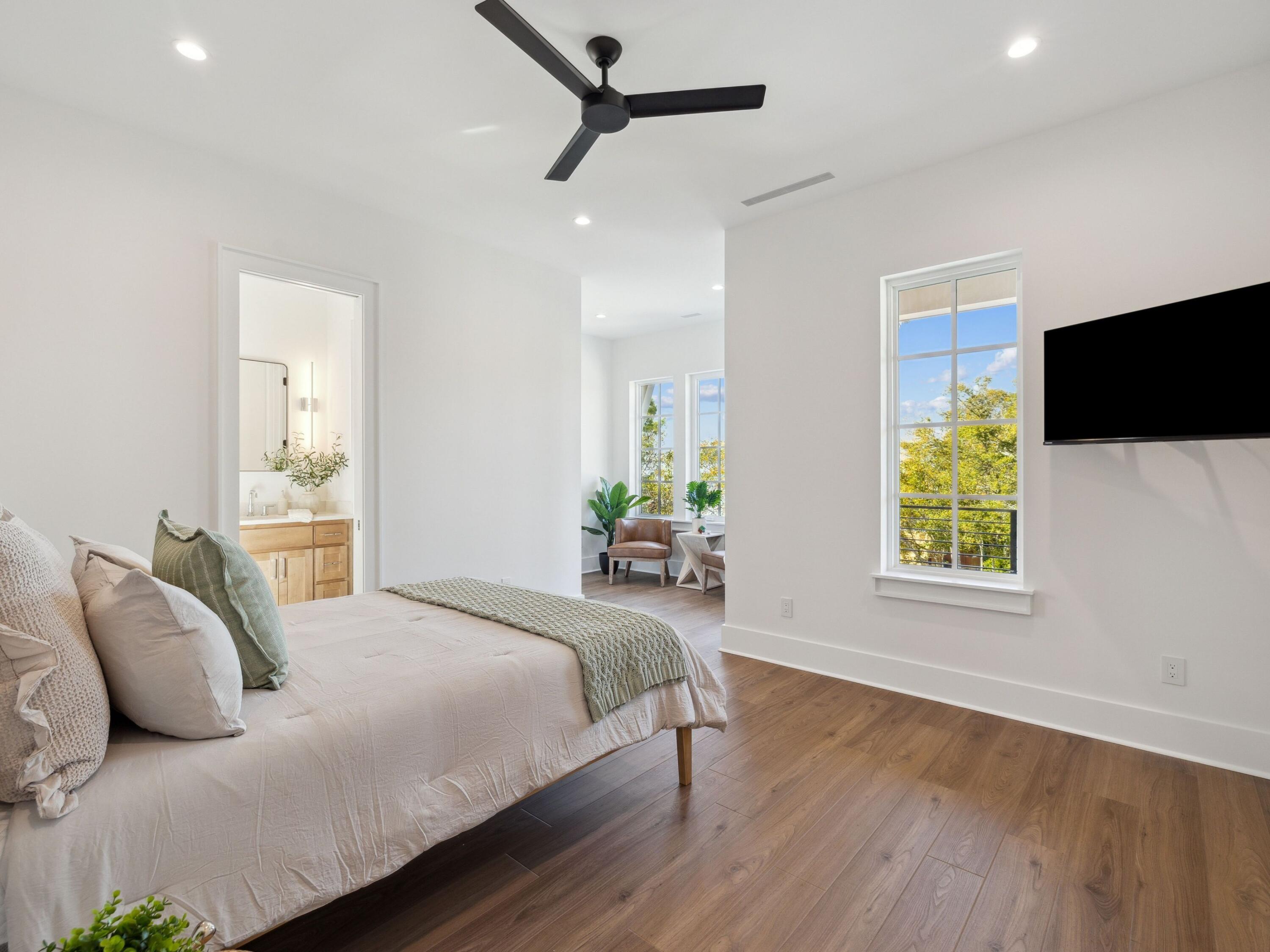 21623 Dolphin Avenue