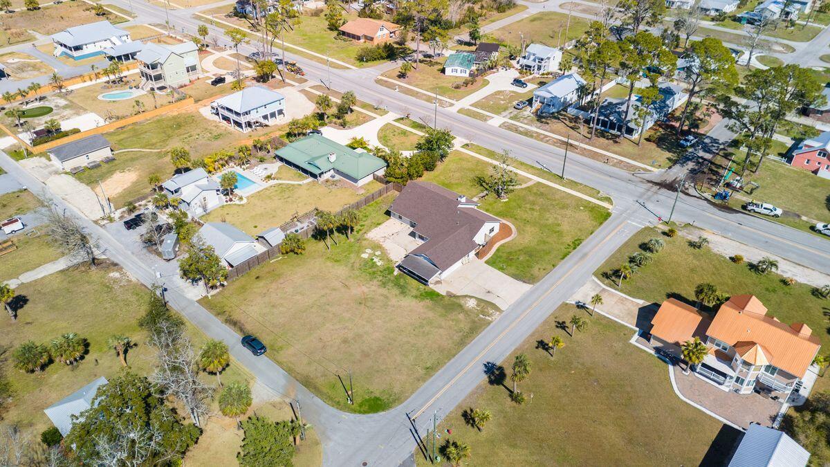 1506 Monument Avenue, Port St. Joe